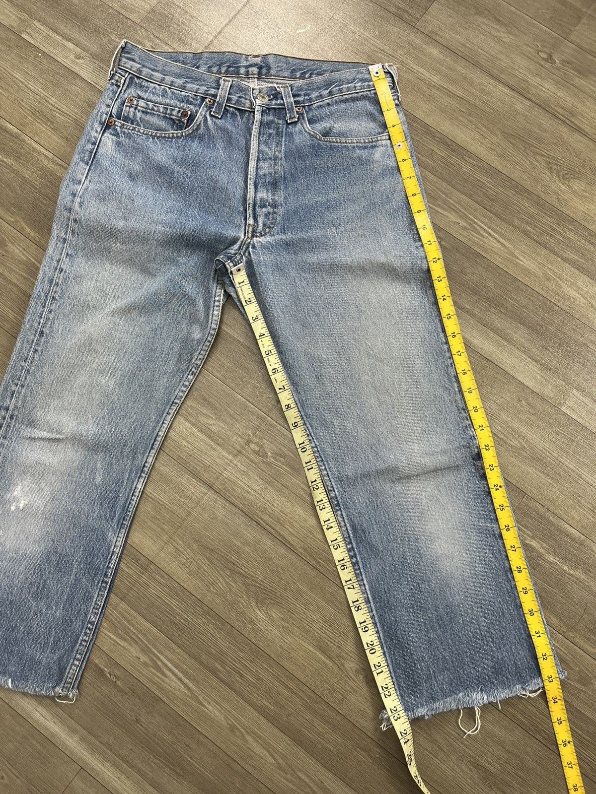 Levi's Vintage Clothing 🇺🇸1970s Vintage Levis 501XX Cut Off Straight Leg Blue Jeans Size US 29 - 24 Thumbnail