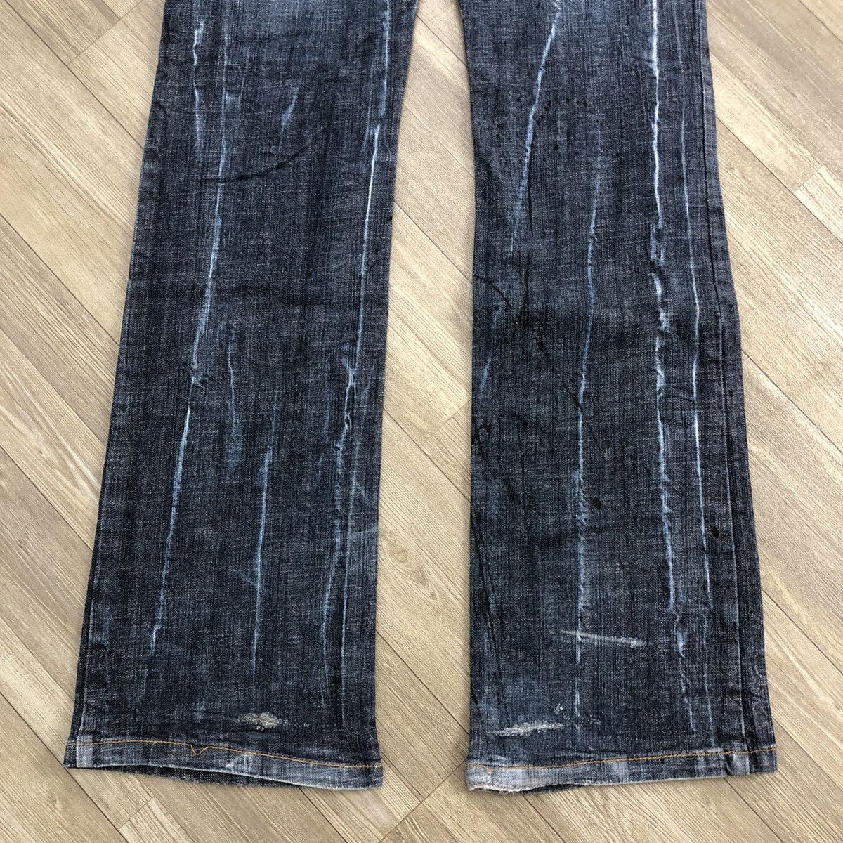 Japanese Brand 2000s Antfui Distressed Painted Lgb Goa Bootcut Flared Jeans Size US 28 / EU 44 - 15 Thumbnail