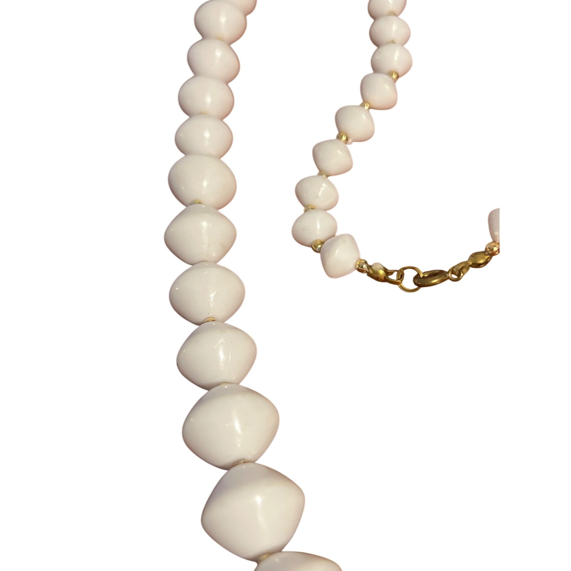 Other Vintage White Bead Necklace Gold Accents Graduated Spring Ri Size ONE SIZE - 3 Thumbnail
