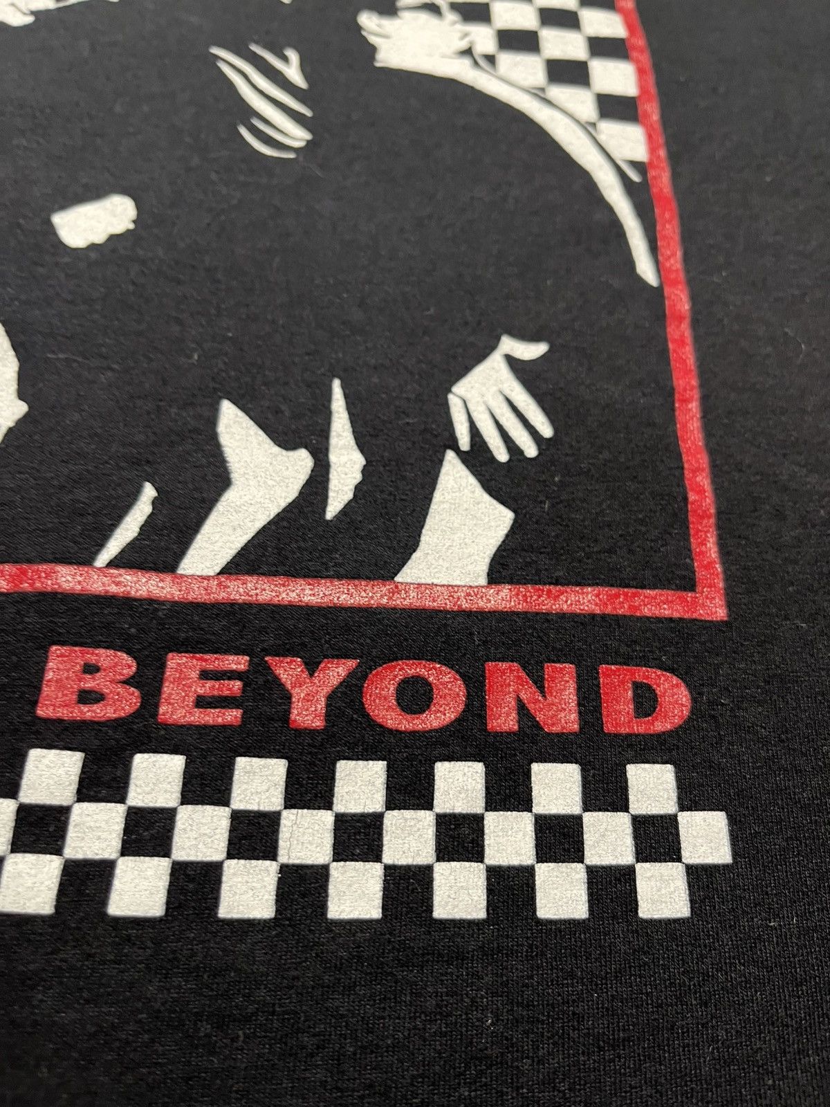 Madness Vintage 2000’s Madness One Step Beyond black XL t-shirt Size US XL / EU 56 / 4 - 5 Thumbnail