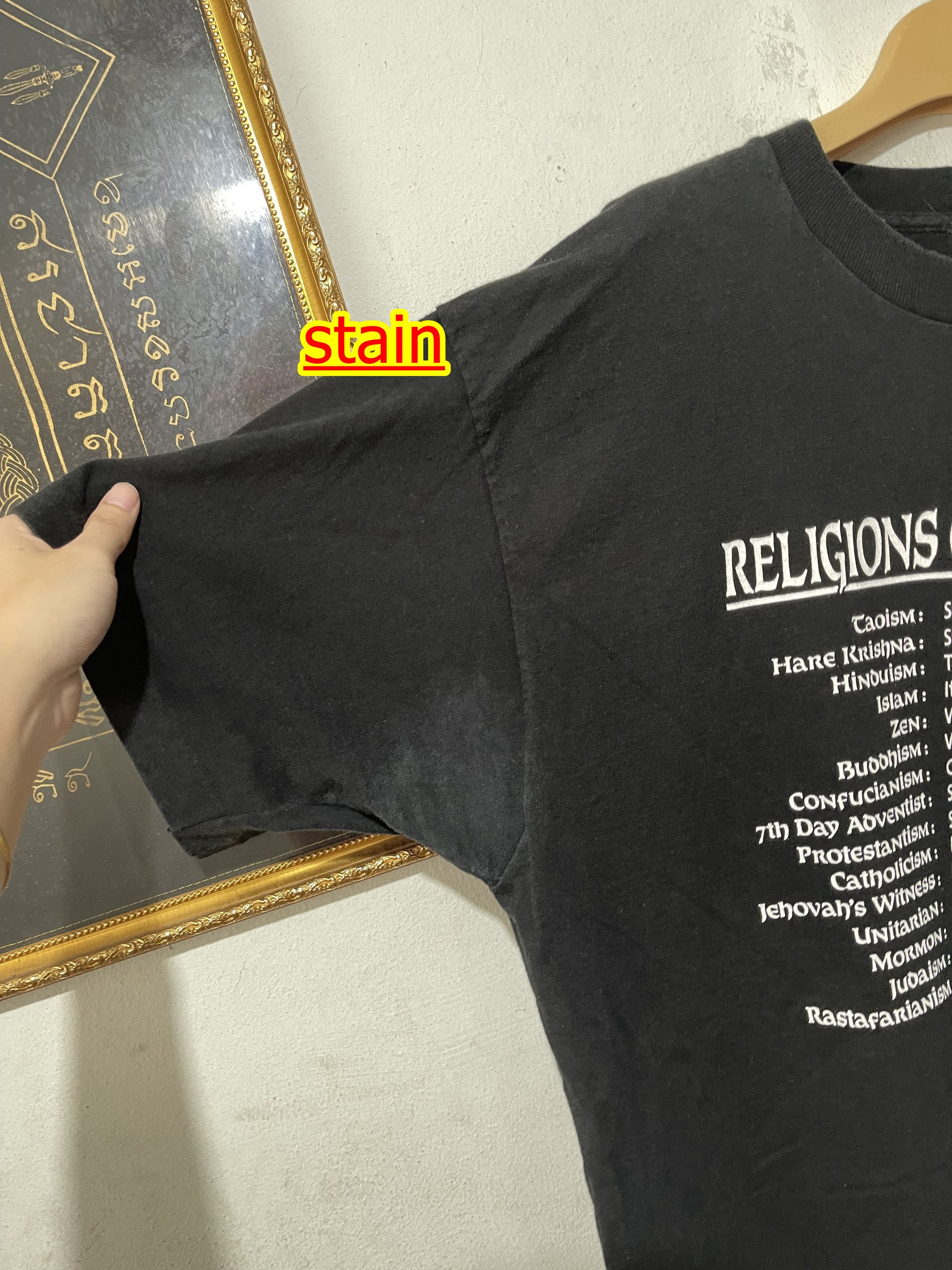 Vintage Vintage 90s Religions of The World Shirt Size US XL / EU 56 / 4 - 5 Thumbnail