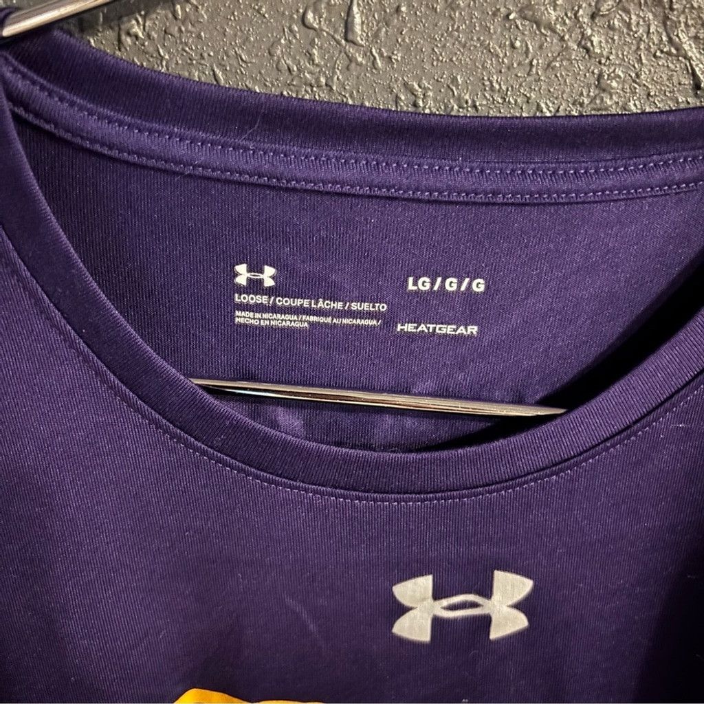 Under Armour Under Armor Long Sleeve Tee with Bold Graphic Size US L / EU 52-54 / 3 - 2 Thumbnail
