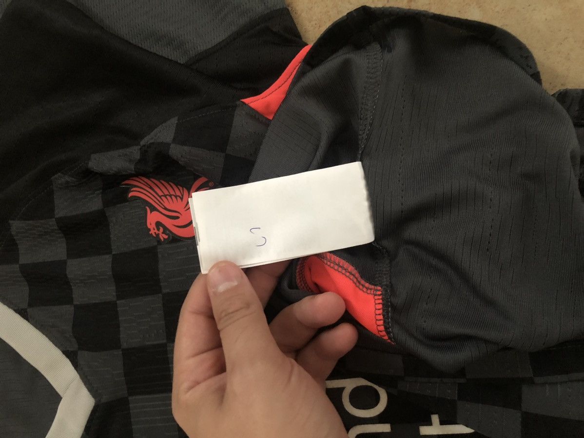Other NIKE LIVERPOOL BOOTLEG 2020/21 JERSEY Size US M / EU 48-50 / 2 - 5 Thumbnail