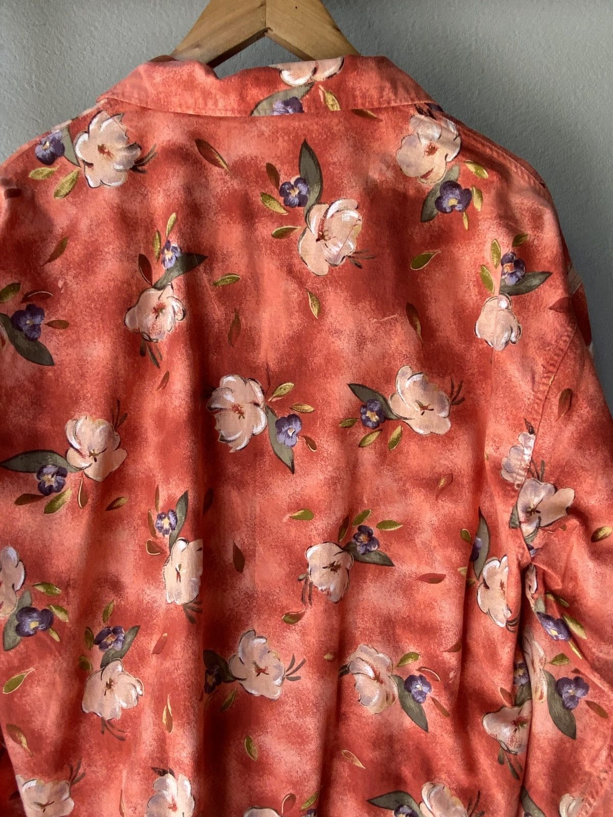 Kenzo KENZO Vintage Floral Button-Up Shirt Size US L / EU 52-54 / 3 - 9 Thumbnail