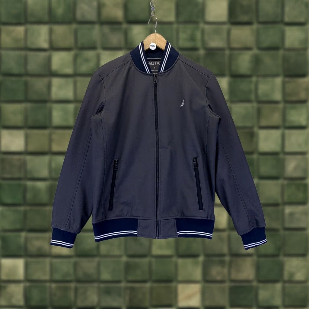 Nautica NAUTICA Mens Jacket Softshell Wind Water Resistant Lined Small Gray/Blue Zip Pockets Logo Classic Vintage: No Size US S / EU 44-46 / 1 - 1 Thumbnail
