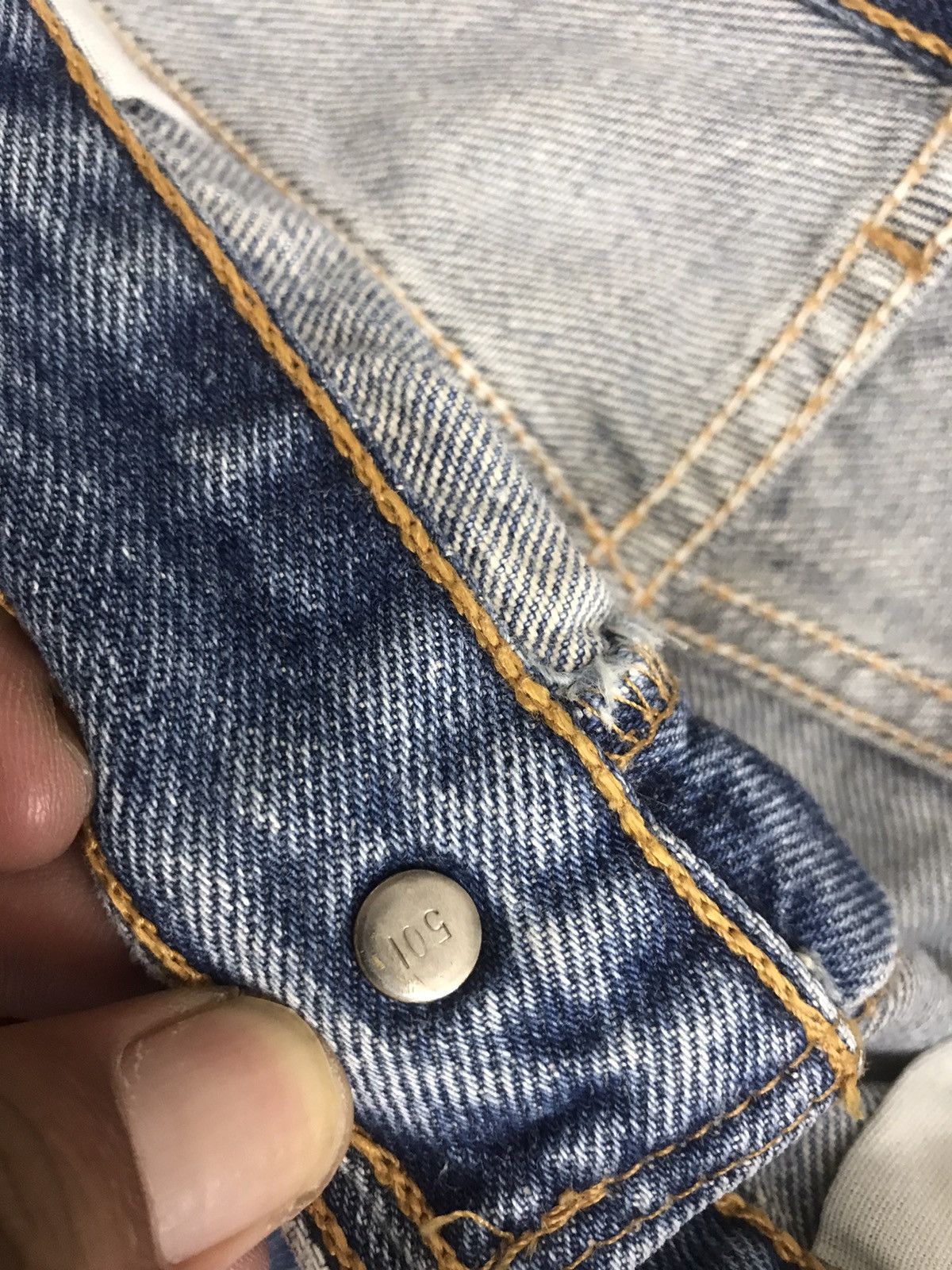 Levi's Vintage Levis 501 Light Wash Distressed Jeans Size US 35 - 10 Thumbnail