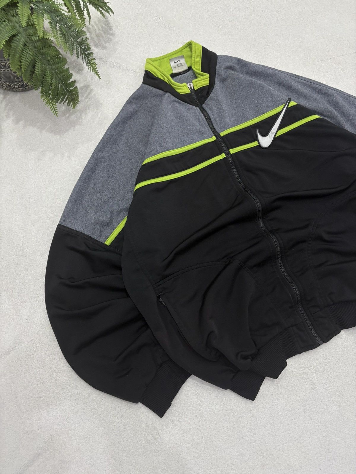 Nike 90s Nike Vintage Track Jacket Double Logo Oversized Jacket Size US L / EU 52-54 / 3 - 3 Thumbnail