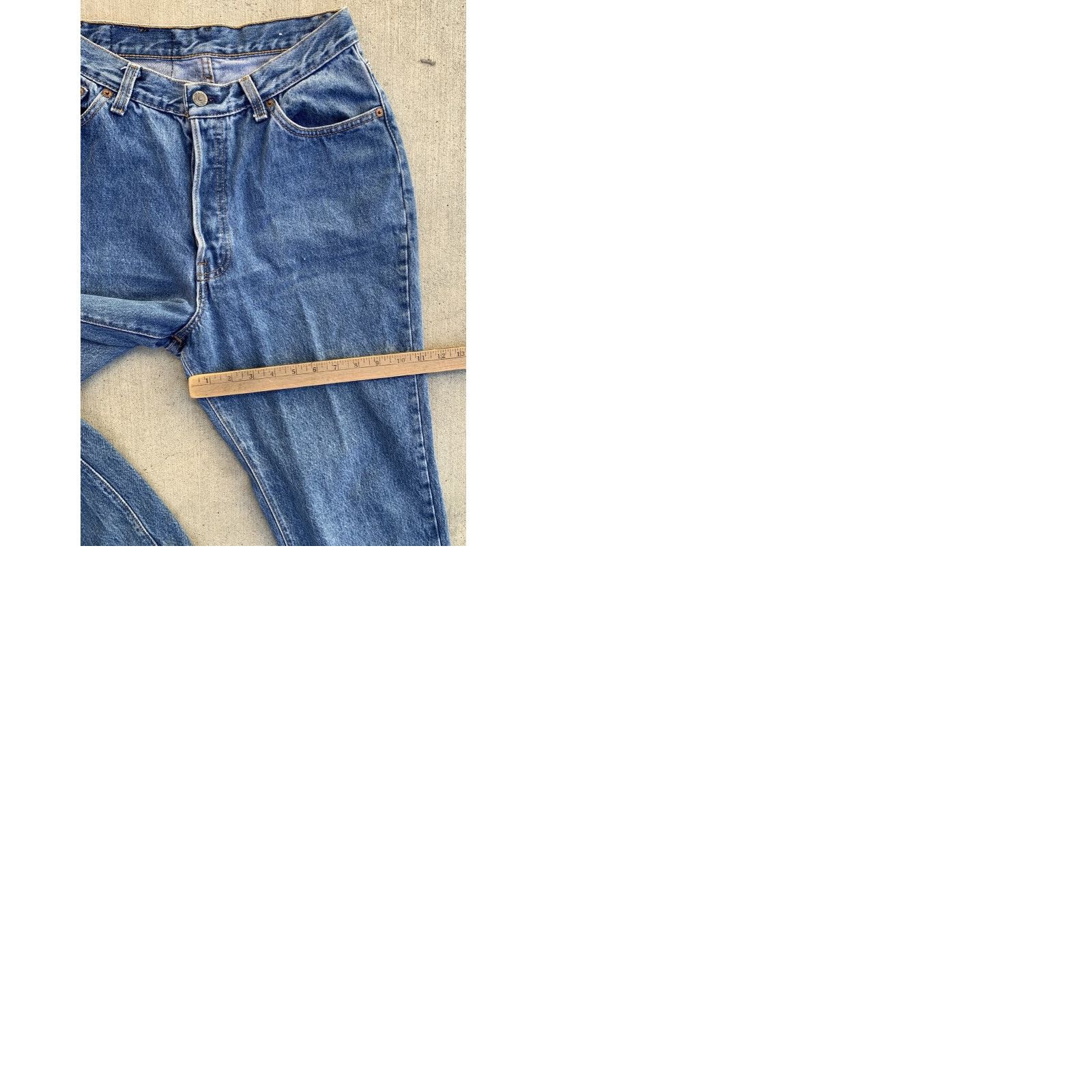 Levi's VINTAGE Levi's 501 Jeans Juniors For Her Size 13 29.5 in Waist 29 in Inseam Blue 5-Pocket Denim 100% Cotton Button Jeans Womens Boys Girls Size 34" / US 12 / IT 48 - 12 Thumbnail