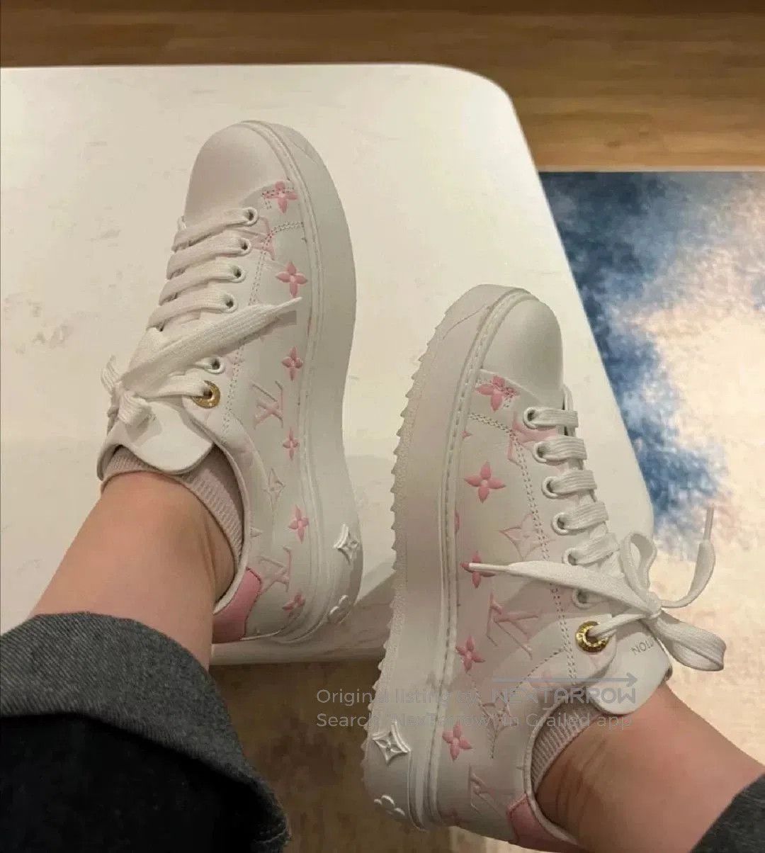 Louis Vuitton LV Logo Pink Gradient White Sneakers. Size US 4 / IT 34 - 7 Thumbnail
