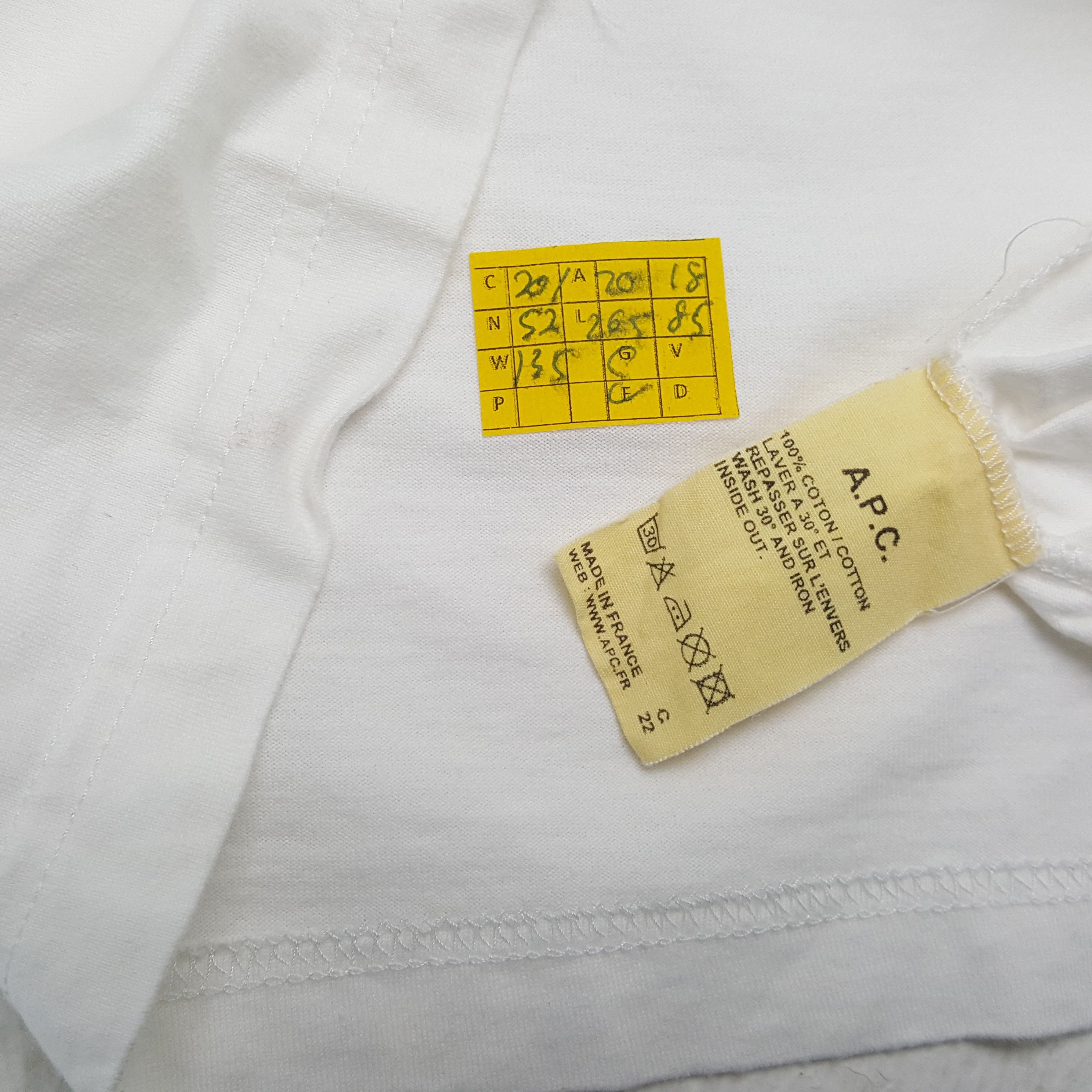 A.P.C. × Japanese Brand × Vintage Vintage A.P.C Japanese Fashion Brand T-Shirts Size US M / EU 48-50 / 2 - 4 Thumbnail