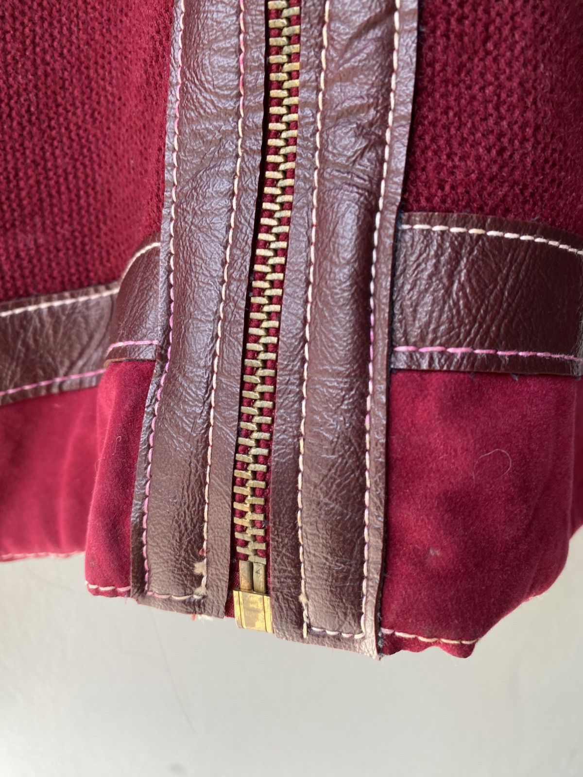 Vintage VIRGIN ORLON ACRYLIC Red Silk Shirt with Brown Leather Trim Size US S / EU 44-46 / 1 - 13 Thumbnail