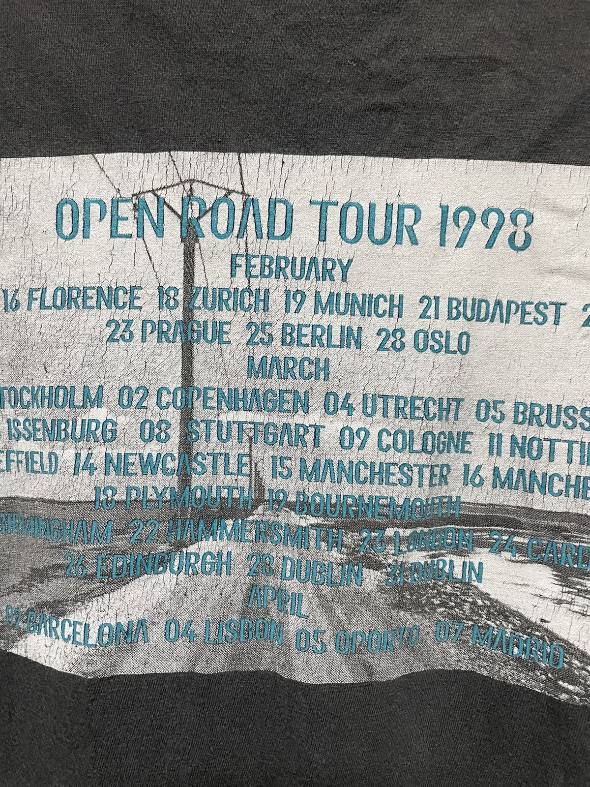 Band Tees Vintage 1998 Gary Barlow Open Road Tour Band Tee Black 90s Size US M / EU 48-50 / 2 - 13 Thumbnail