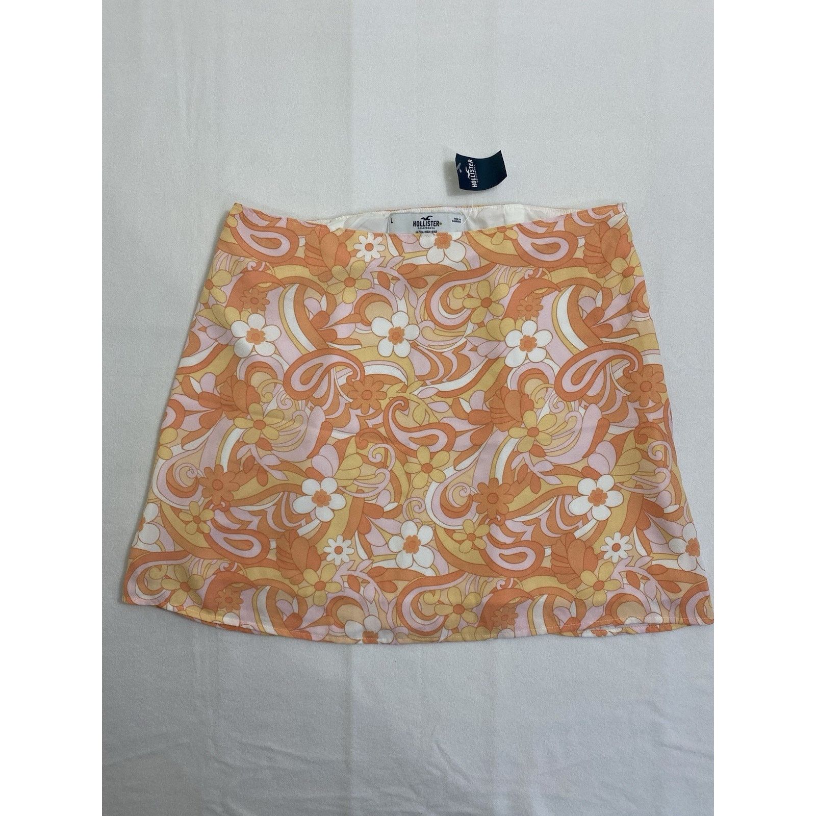 Hollister Hollister Women's Large Orange Floral High-rise Mini Skirt Size 32" / US 10 / IT 46 - 1 Thumbnail