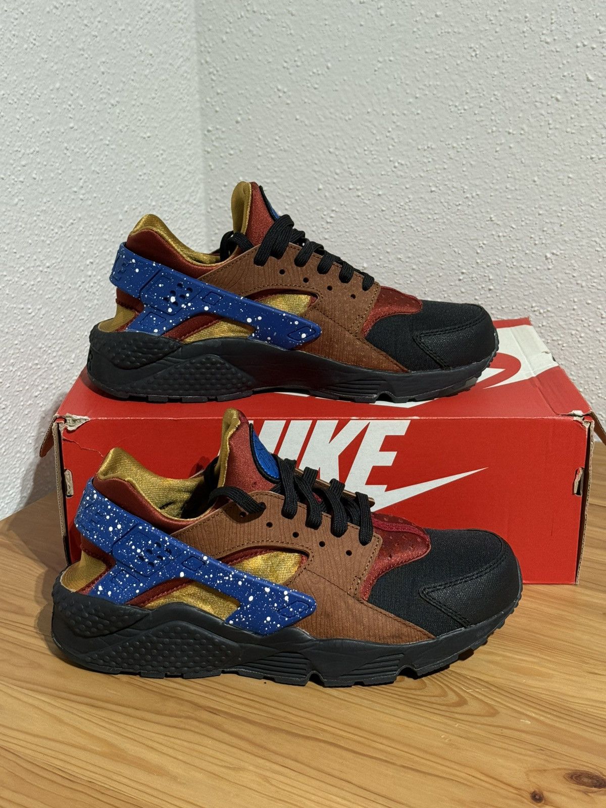 Nike Nike Air Huarache Campfire Pack Size US 9 / EU 42 - 2 Thumbnail