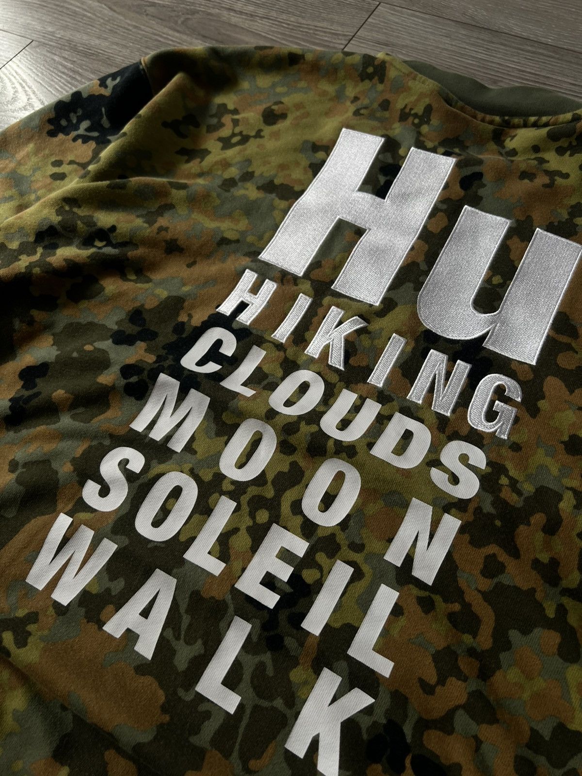 Adidas × Designer × Pharrell ‼️Archival Adidas x Pharrell Williams Hu Knit Camo Sweatshirt Size US M / EU 48-50 / 2 - 12 Thumbnail