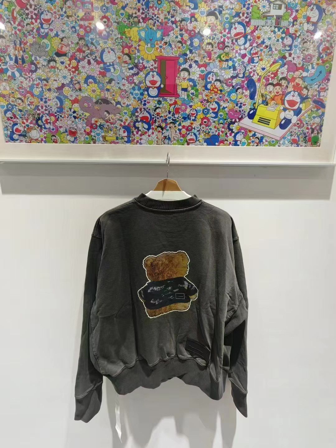 WE11DONE WE11DONE Teddy Bear Print Crew Neck Sweatshirt。 Q15 Size US M / EU 48-50 / 2 - 2 Thumbnail