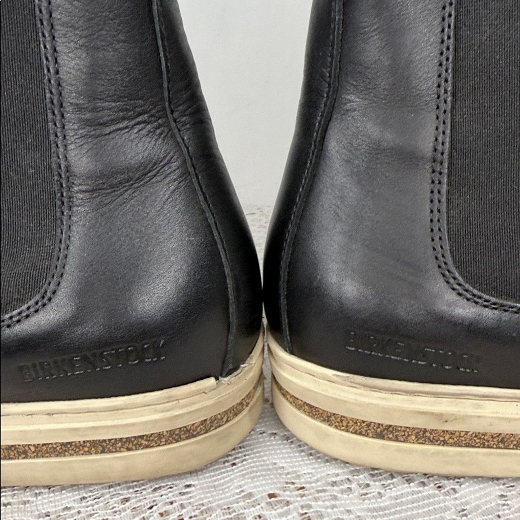 Birkenstock Birkenstock Bend Chelsea black leather high top boots sz 10 Size US 10 / IT 40 - 4 Thumbnail
