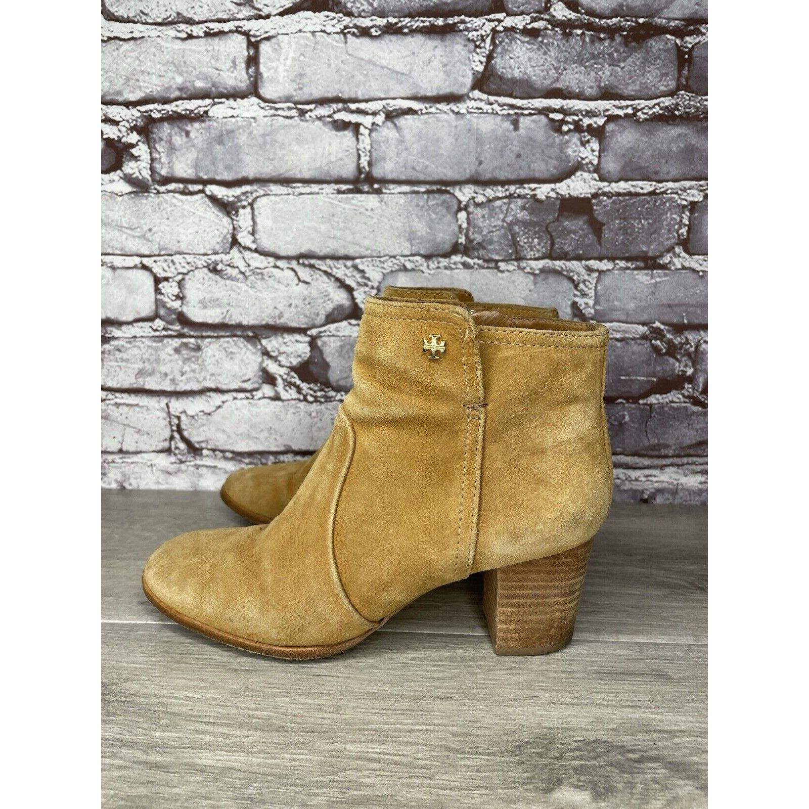 Tory Burch Tory Burch Tan Suede Leather Side Zipper High Heel Booties W Size US 7.5 / IT 37.5 - 16 Thumbnail