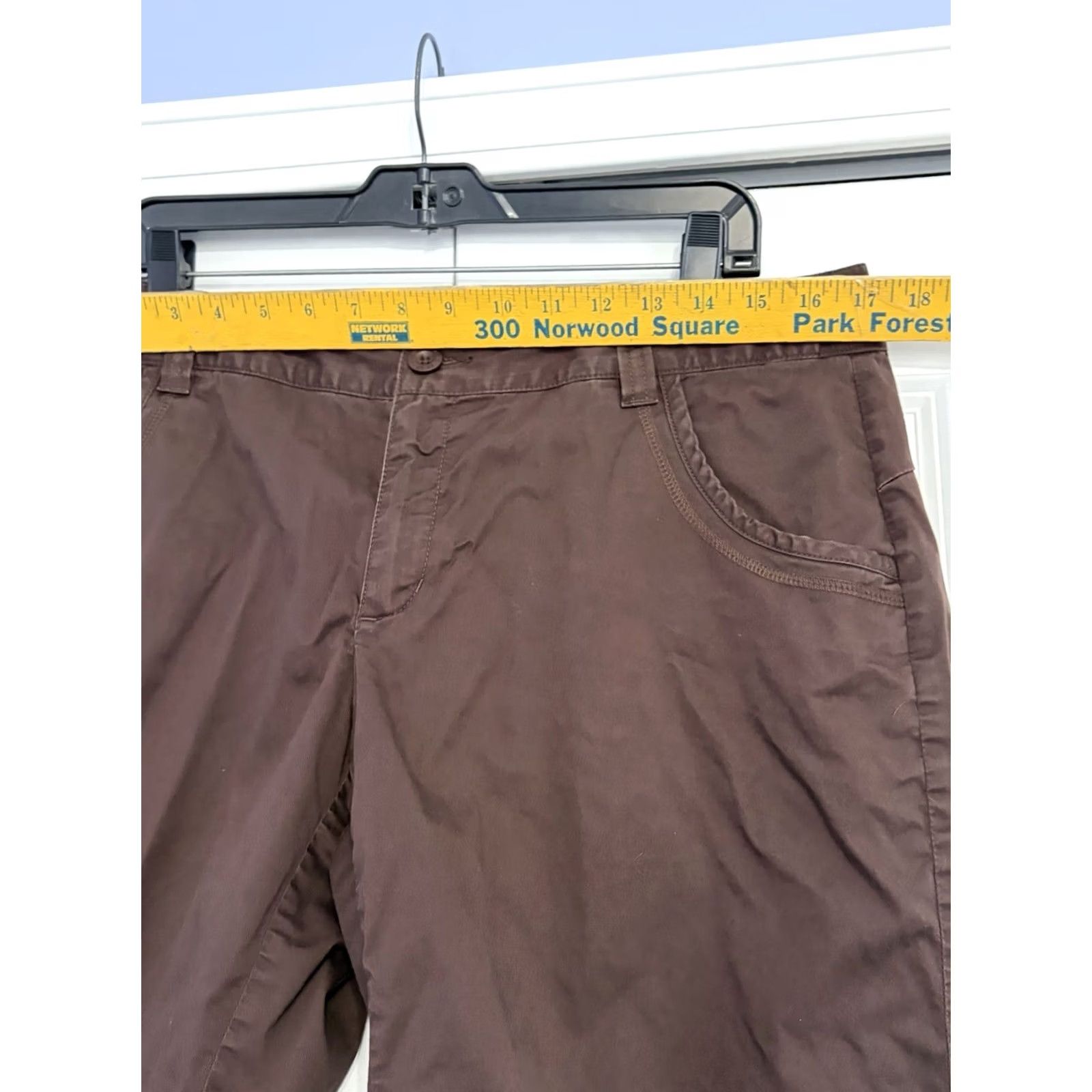 Nike ACG VINTAGE Nike ACG Shorts Womens Size 10 Brown Athletic Hiking Casual Outdoor Retro Pockets Mens Womens Girls Boys Size 32" / US 10 / IT 46 - 6 Thumbnail