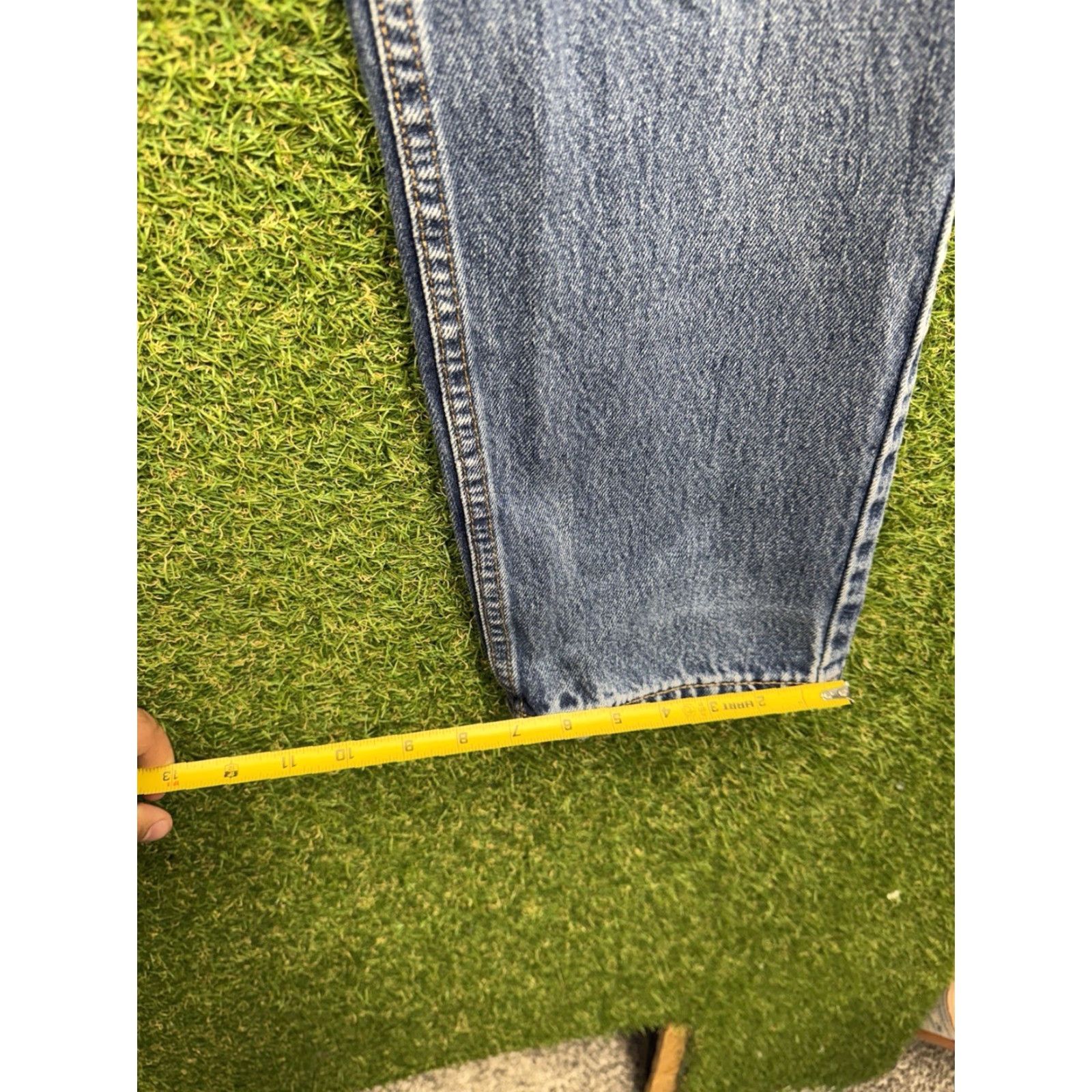 Levi's Levi's 505 Jeans Regular 32x30 Blue Denim Medium Wash Straight Leg Classic Mens Size US 32 / EU 48 - 6 Thumbnail