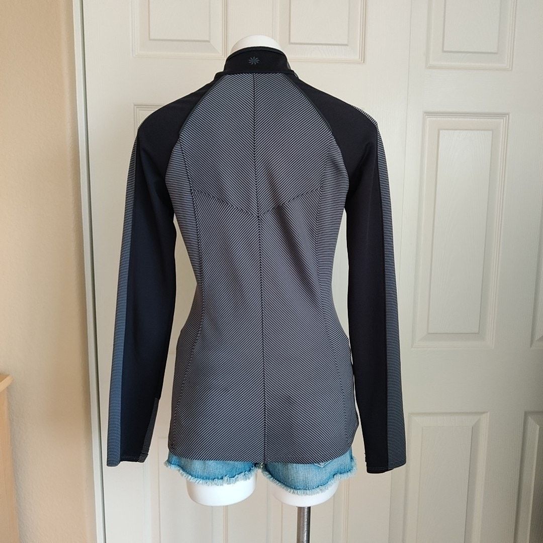 Athleta Athleta Spotlight half zip athletic pullover sz S Size S / US 4 / IT 40 - 5 Thumbnail