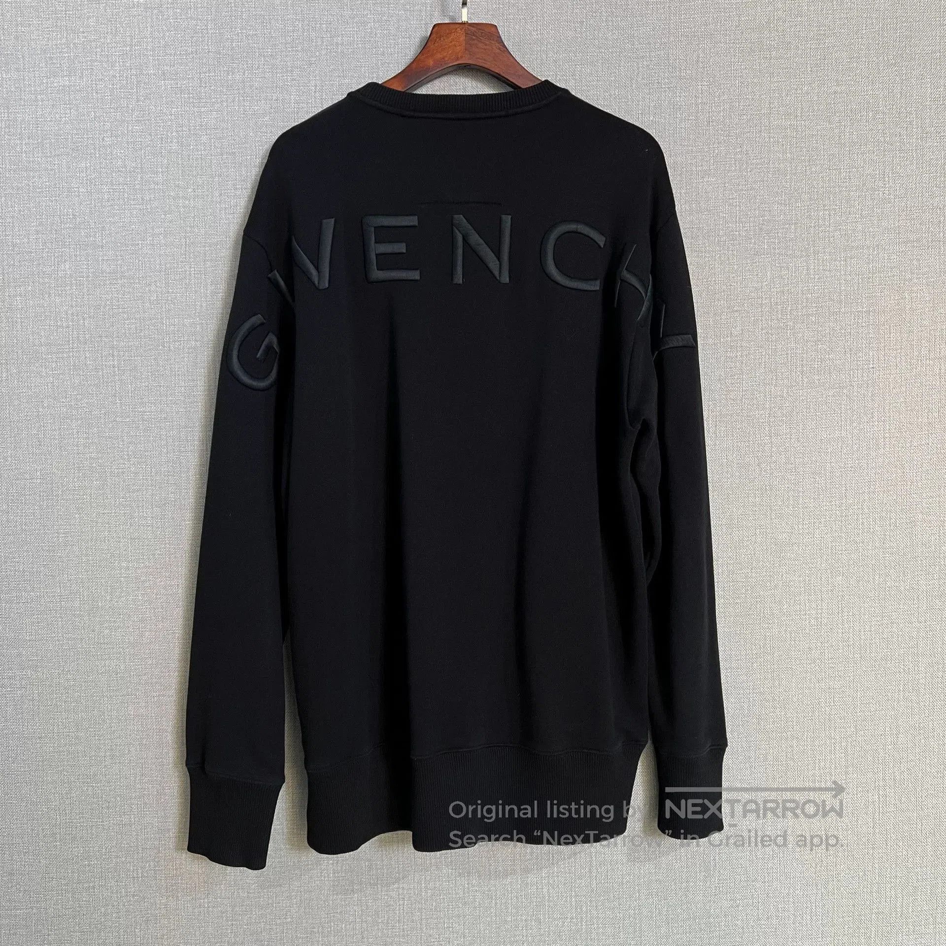 Givenchy Givenchy Black Embroidered Tiger Logo Hoodie. Size US XL / EU 56 / 4 - 2 Thumbnail