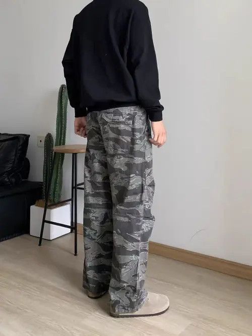 Japanese Brand Vintage Washed Loose Fit Outdoor Workwear Camo Pants Size US 30 / EU 46 - 5 Thumbnail