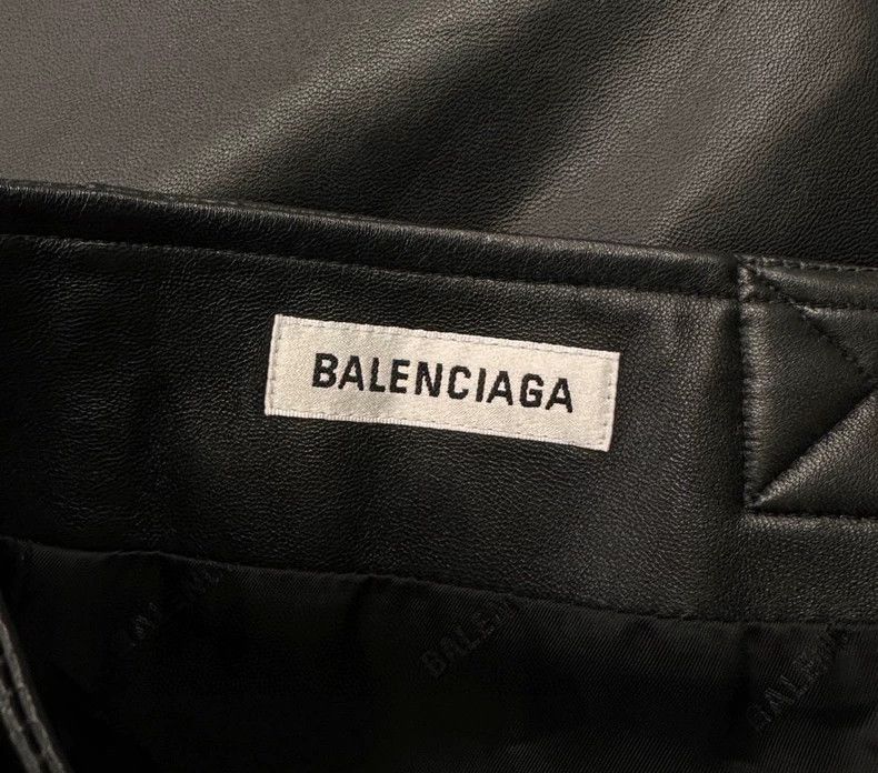 Balenciaga Balenciaga size 34 LEATHER SKIRT Size 33" - 5 Thumbnail