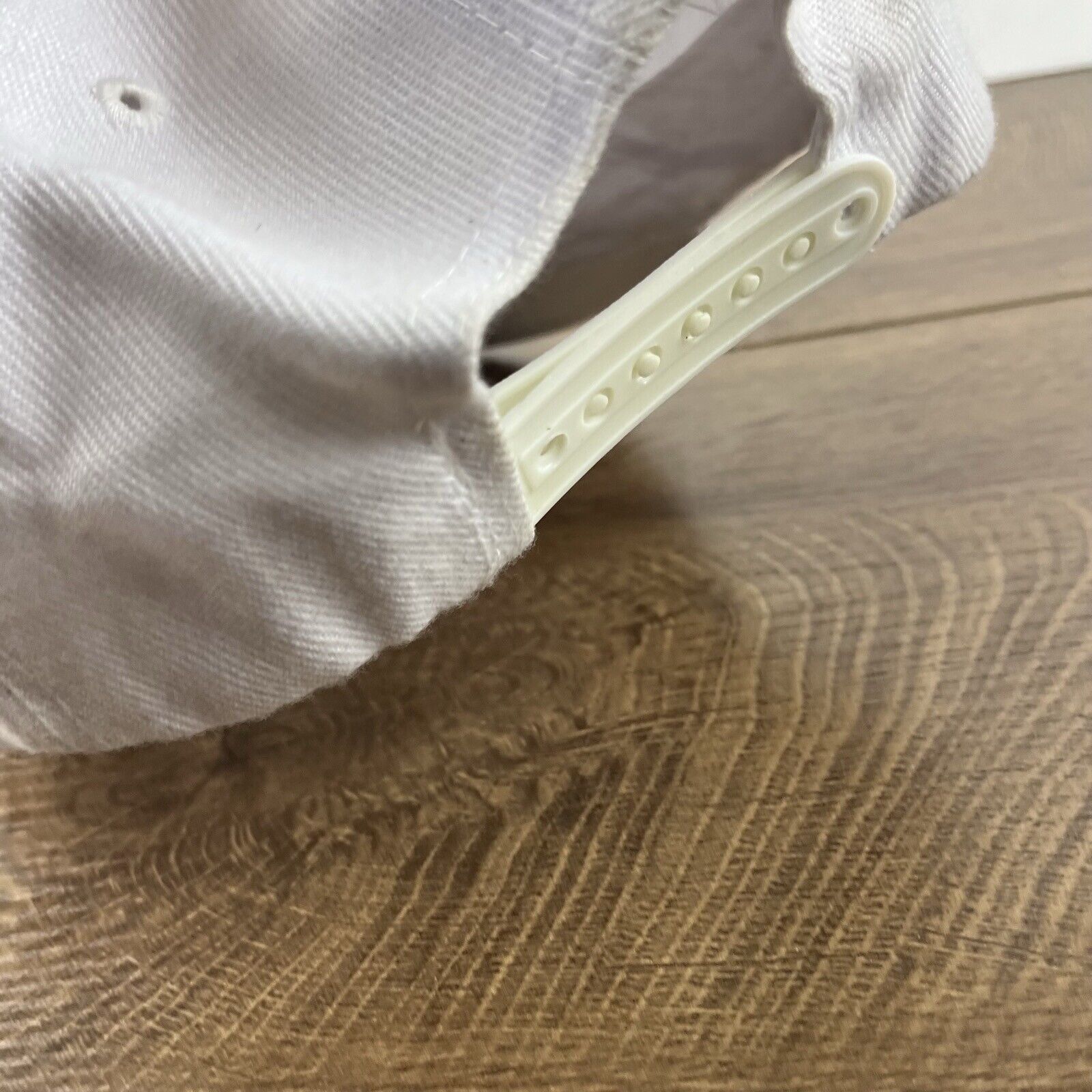 Other Leaf Snapback Hat White Hat Adjustable White Adult Size Hat Size ONE SIZE - 9 Thumbnail