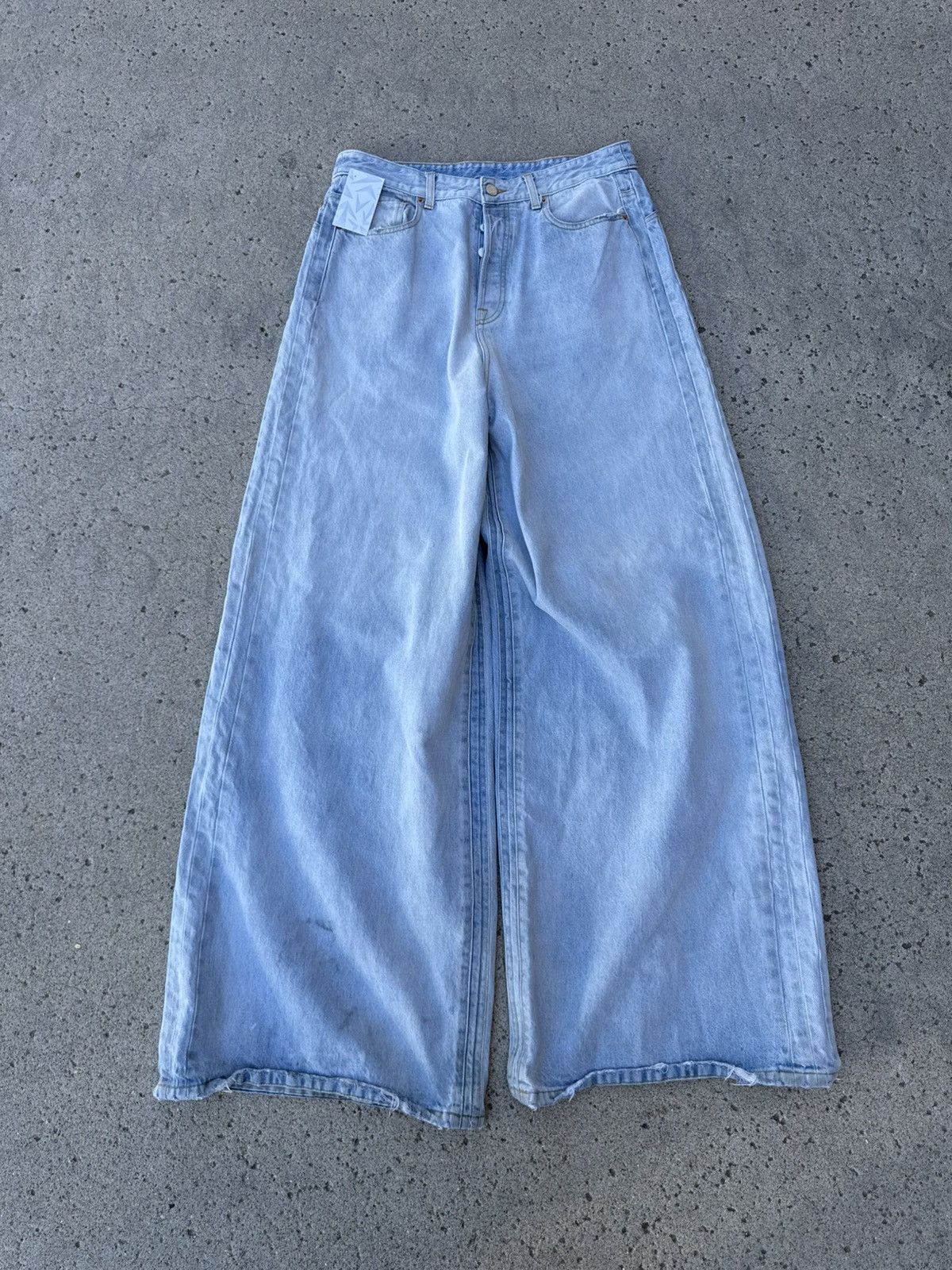 Vetements SS23 vetements distressed destroyed baggy jeans | Grailed