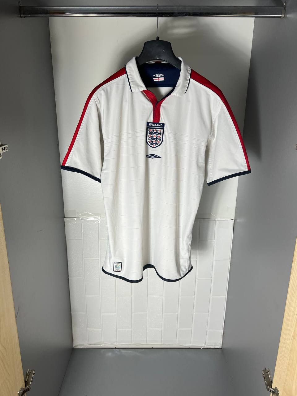 Umbro VINTAGE UMBRO ENGLAND RETRO SOCCER JERSEY MANCHESTER 90s Y2K Size US M / EU 48-50 / 2 - 2 Thumbnail