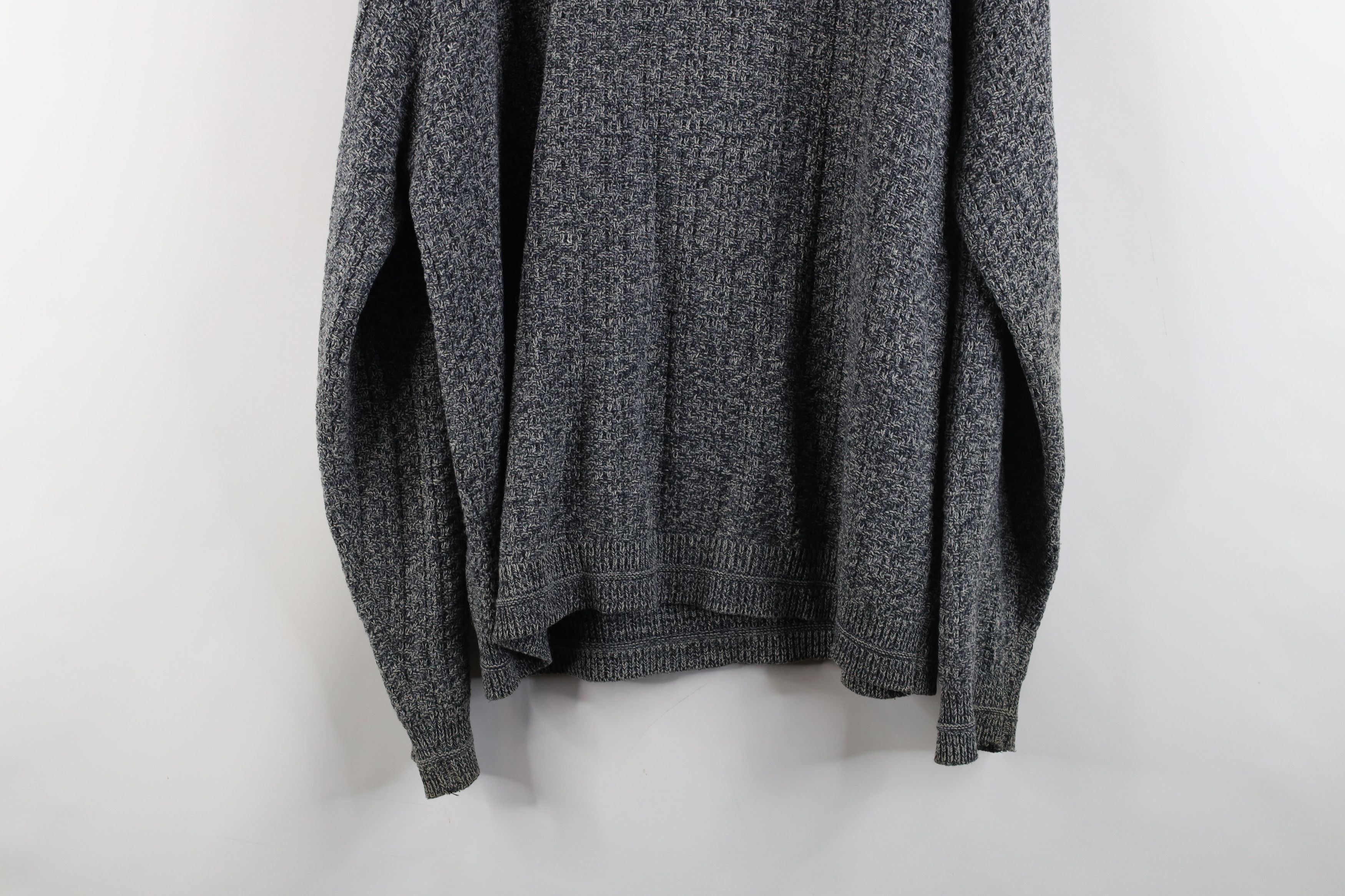 Vintage Vintage 90s Streetwear Framed Knit Crewneck Sweater Gray Size US M / EU 48-50 / 2 - 13 Thumbnail