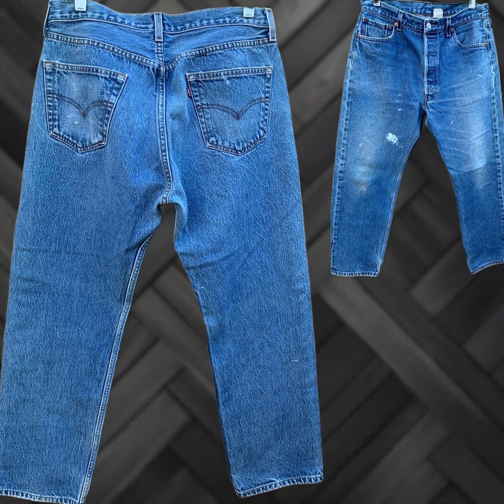 Levi's VINTAGE Levi's 501 Jeans Blue Cotton 34 in Waist 29.5 Inseam 36 Mens Regular Paint Fade 100% Cotton Button Fly Size US 36 / EU 52 - 1 Thumbnail