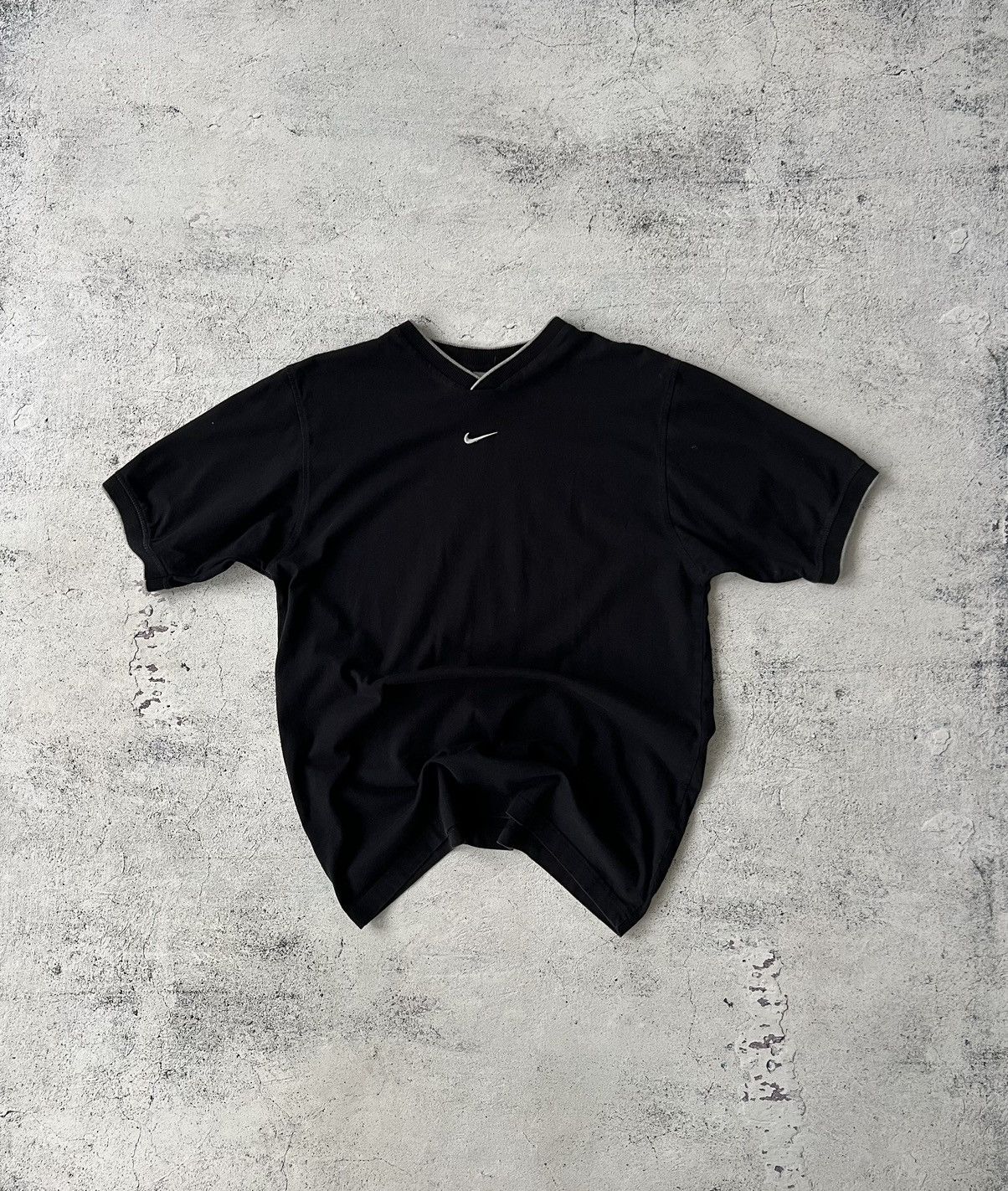 Nike × Vintage 🩸RARE🩸Nike Vintage y2k Center Logo T Shirt Size US M / EU 48-50 / 2 - 1 Thumbnail