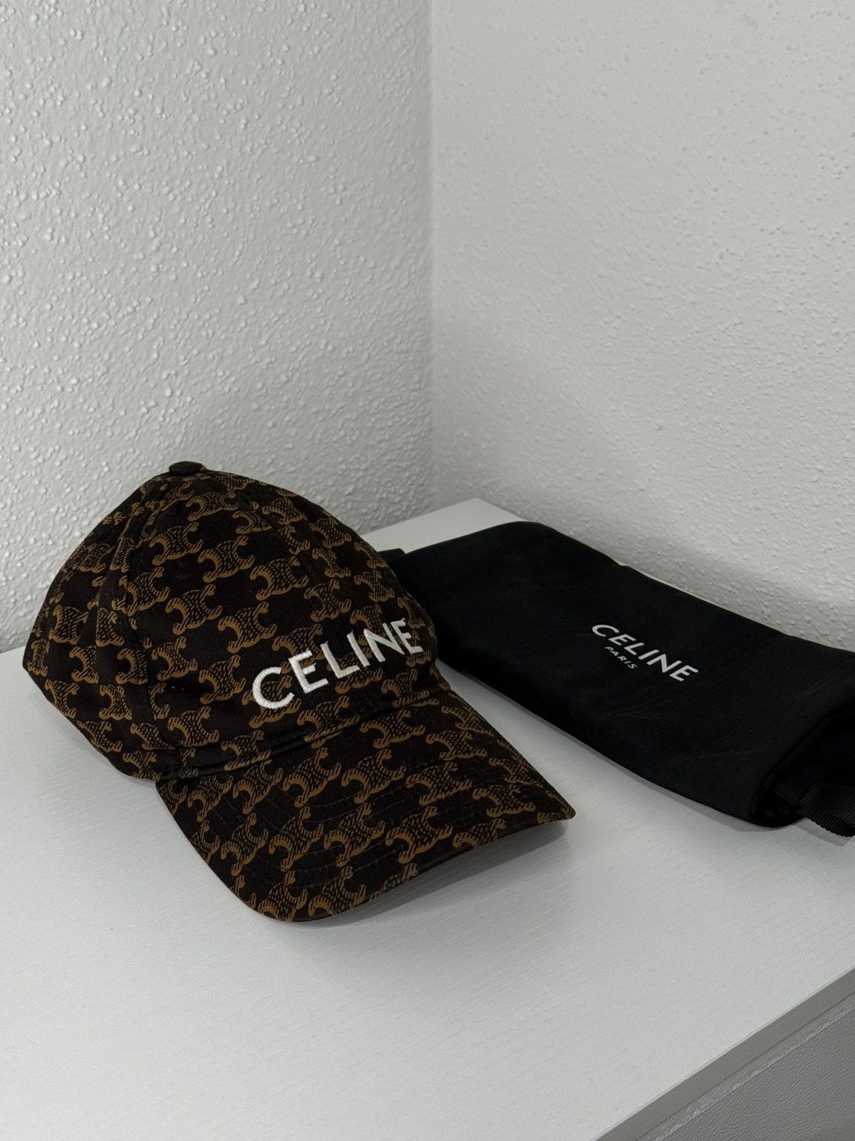 Celine CELINE Triomphe Monogram Baseball Cap size XS Size ONE SIZE - 1 Thumbnail