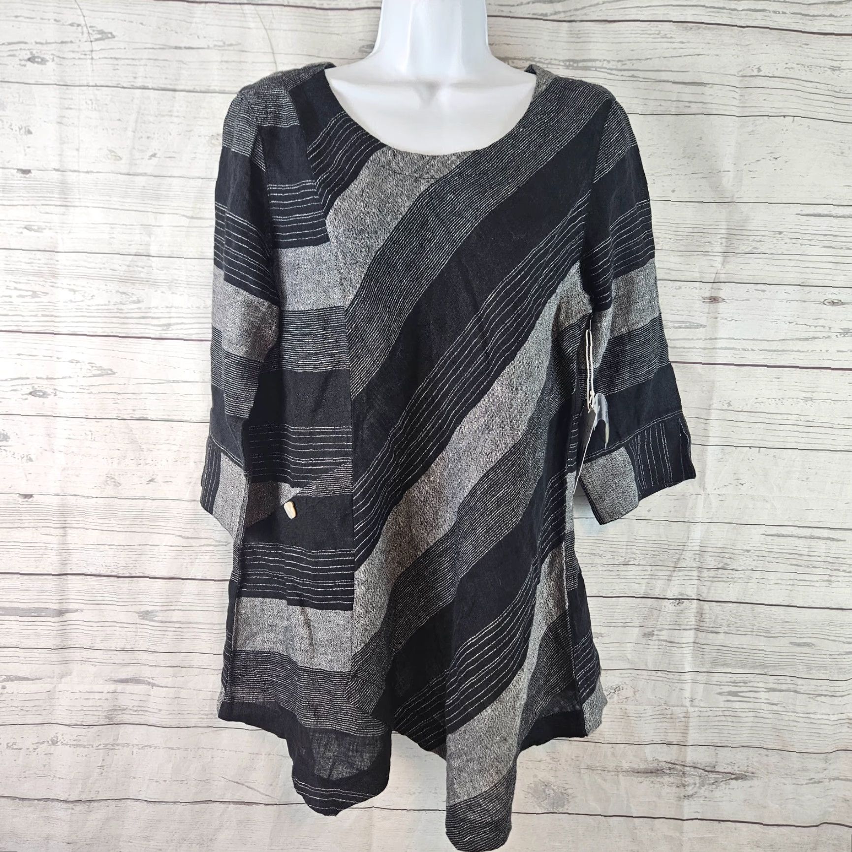 Habitat Habitat Womens Top Blouse Shirt 3/4 Sleeve Black Gray Linen Blend Asymmetrical Hem S Small Womens 90s? Size S / US 4 / IT 40 - 2 Thumbnail