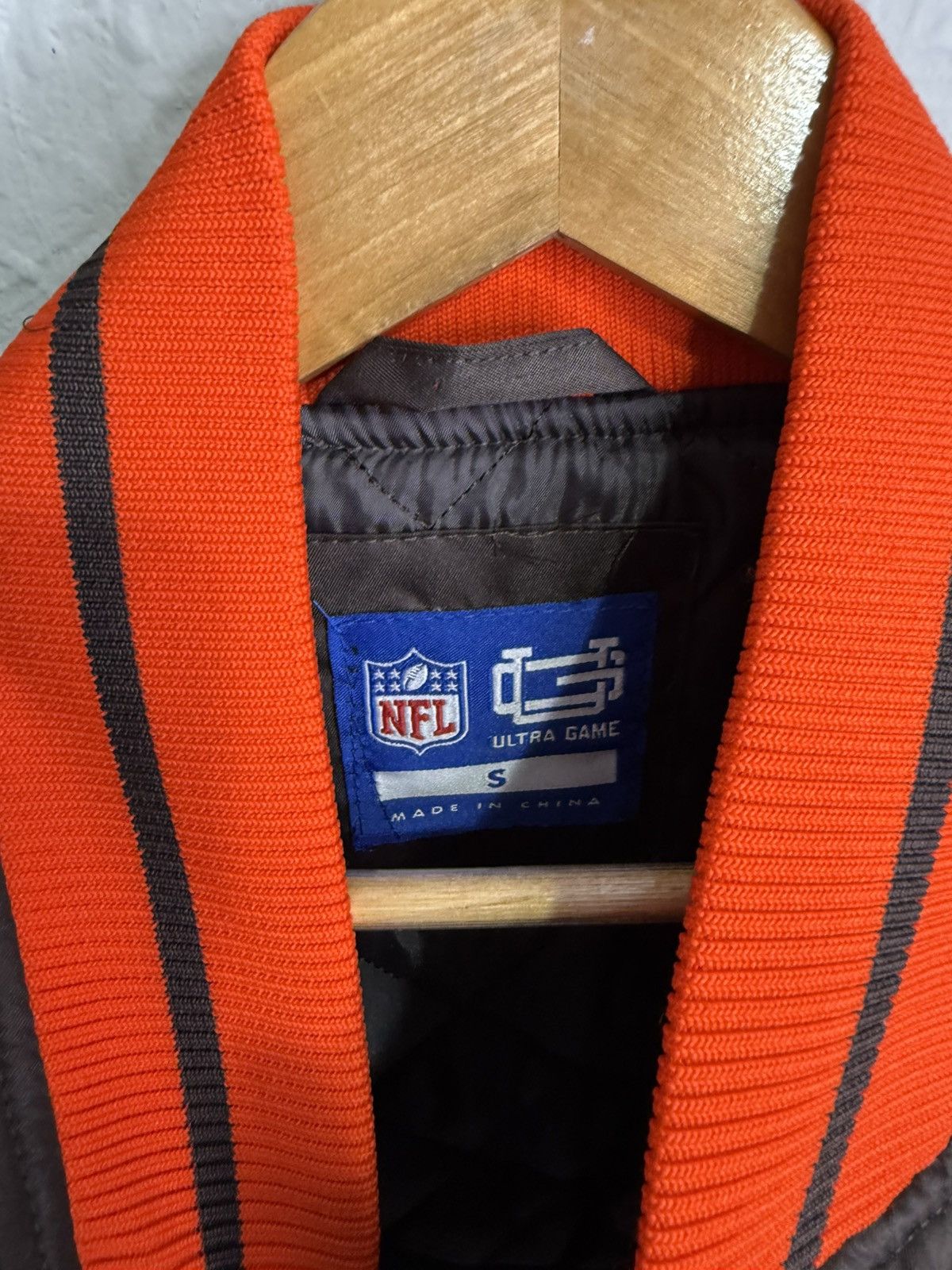 NFL Cleveland browns ultra game nfl bomber varsity jacket size S Size US S / EU 44-46 / 1 - 5 Thumbnail
