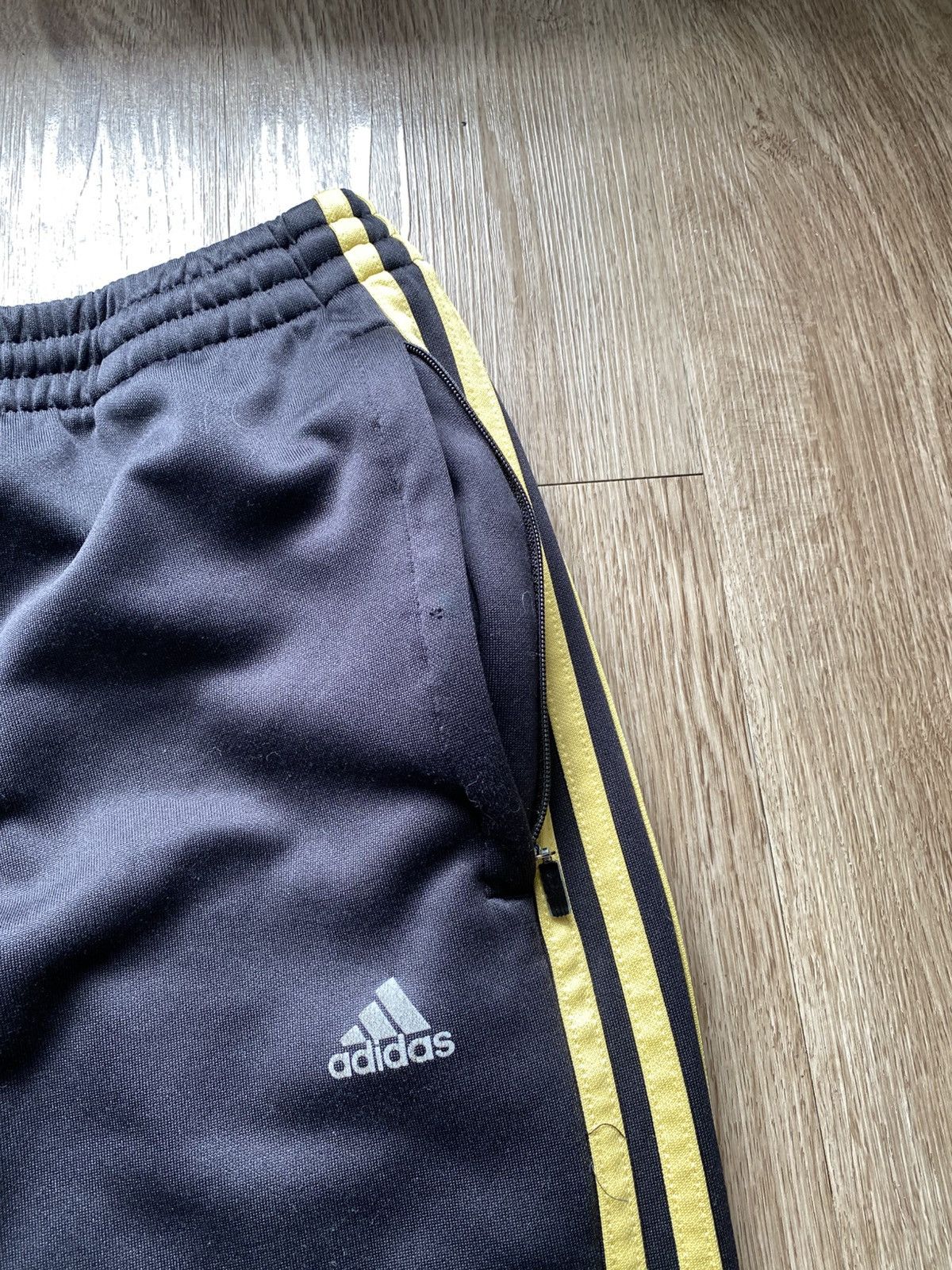 Adidas Y2K Adidas Baggy 3 Stripes Track Pants Size US 34 / EU 50 - 3 Thumbnail