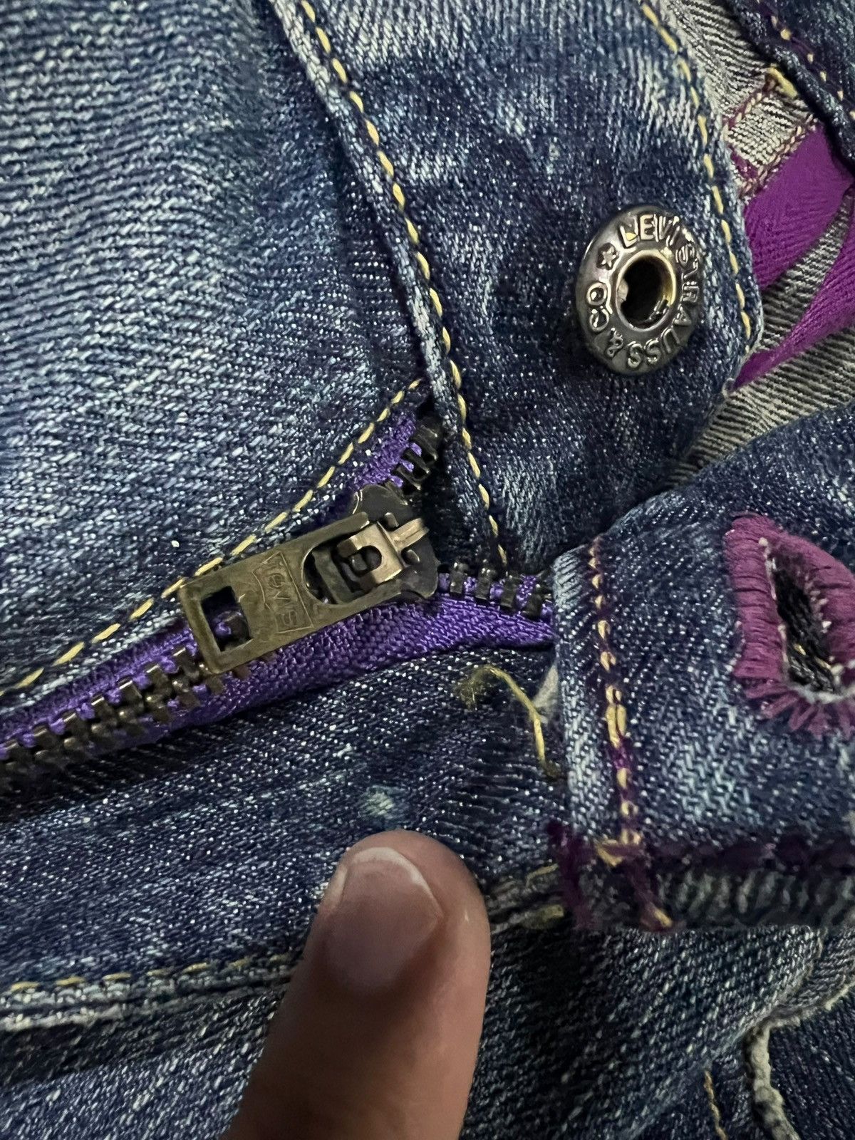 Levi's Vintage Levi’s 507 Faded Jean Size US 30 / EU 46 - 12 Thumbnail
