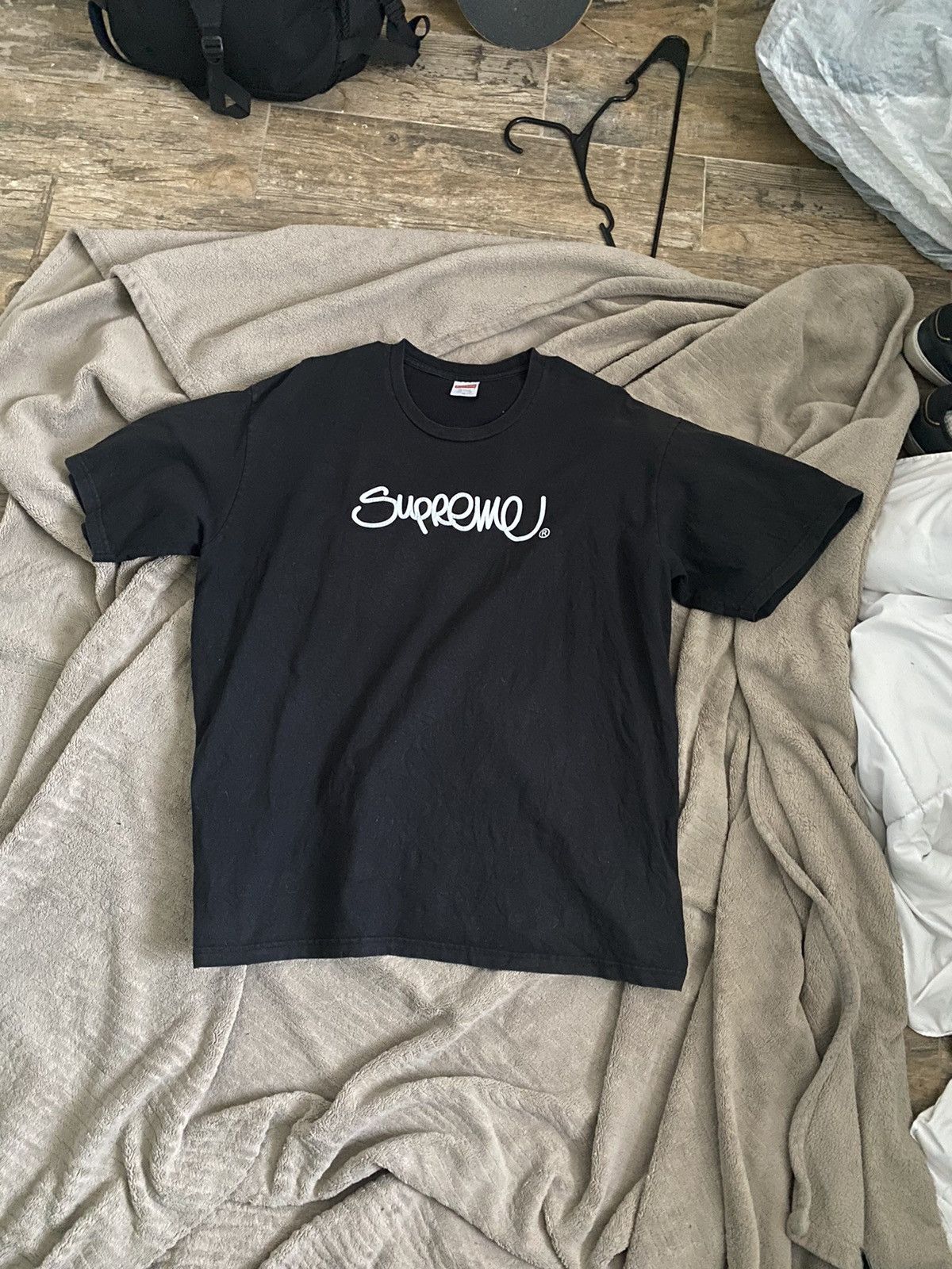 Supreme Handstyle Tee”Black”(L) $_12.JPG?set_id=880000500F
