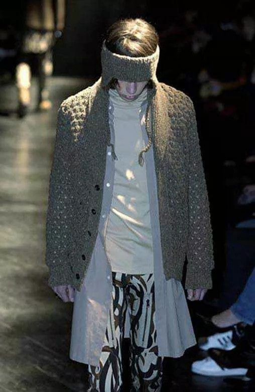 Number (N)ine Number (N)ine 04aw wool knitted cardigan sweater hollow cat Size US XL / EU 56 / 4 - 3 Thumbnail