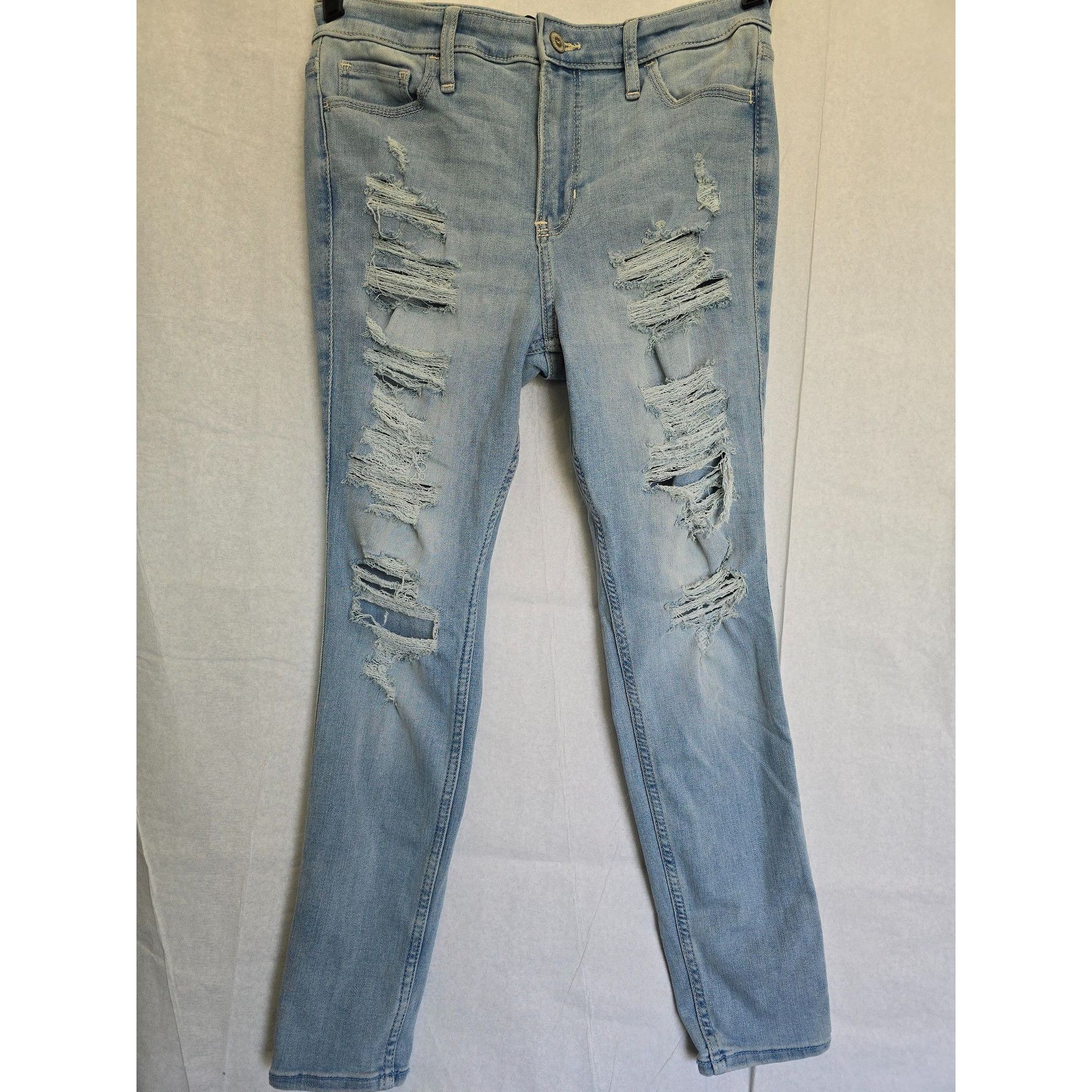 Hollister Hollister Distressed High-Rise Super Skinny Jeans Size 9 Lig Size 29" - 1 Thumbnail