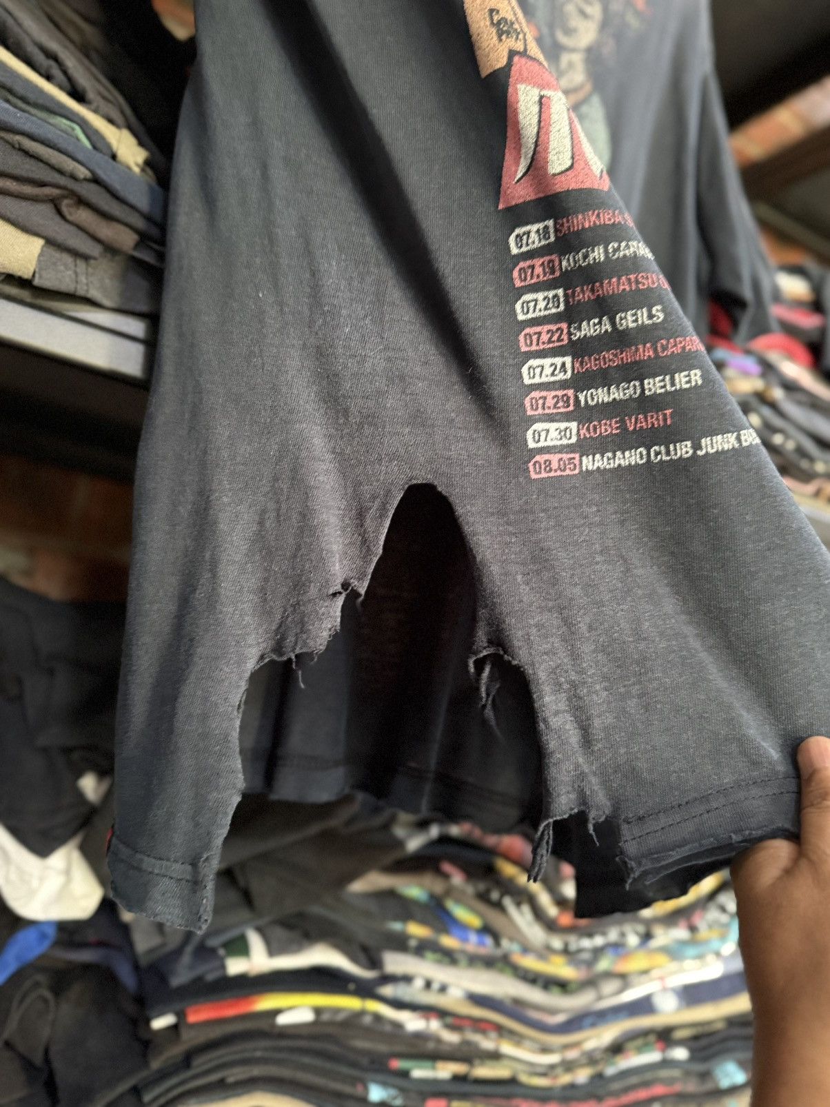 Band Tees Thrashed Vintage Maximum The Hormon Tour Very Grunge Tee Size US M / EU 48-50 / 2 - 7 Thumbnail