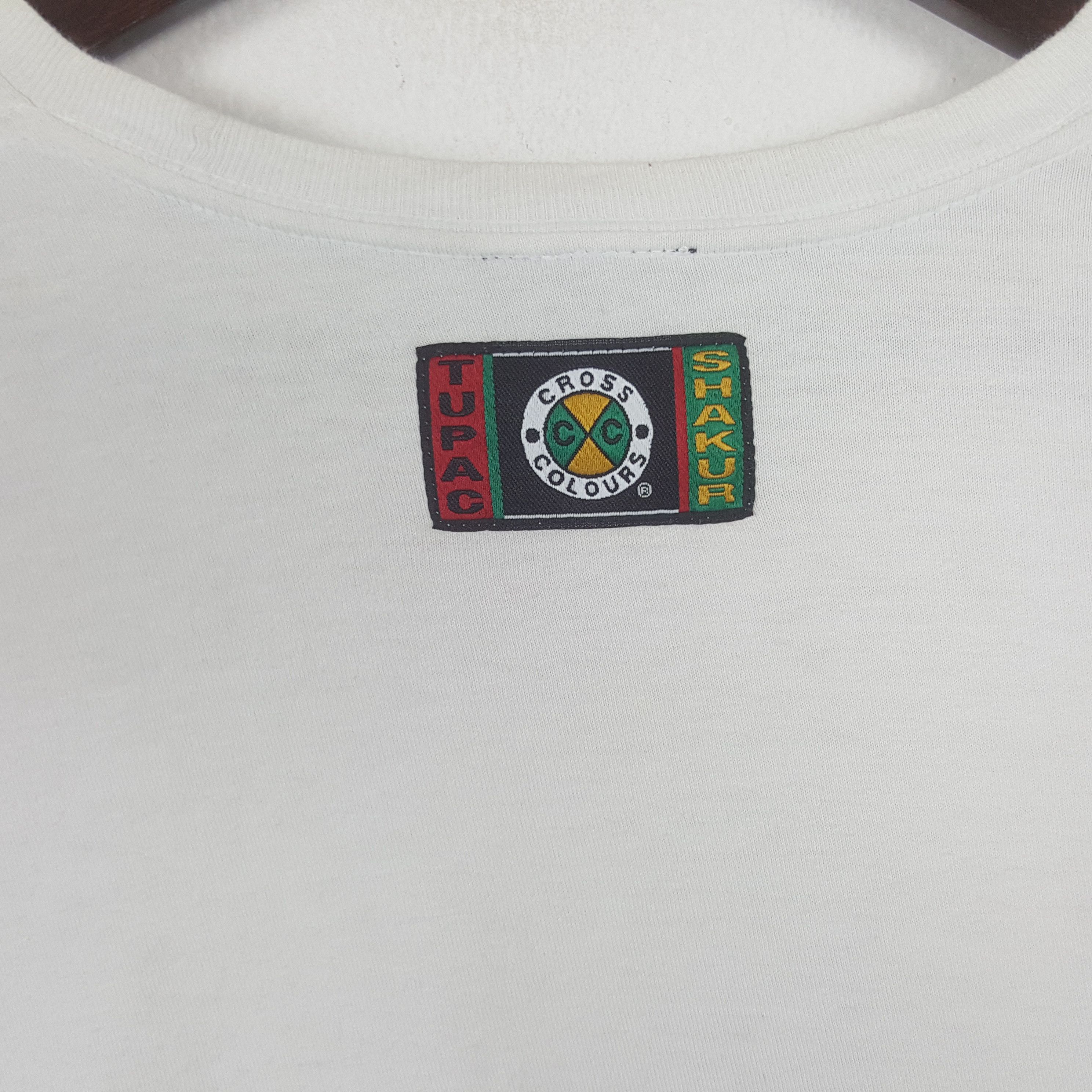 Cross Colours × Rap Tees × Vintage Vintage Tupac Shakur American Rapper Tshirt Size US XL / EU 56 / 4 - 4 Thumbnail