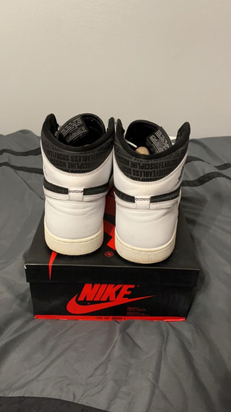 Jordan Brand Jordan 1 High RE2PECT (Derek Jeter) Size US 13 / EU 46 - 4 Thumbnail