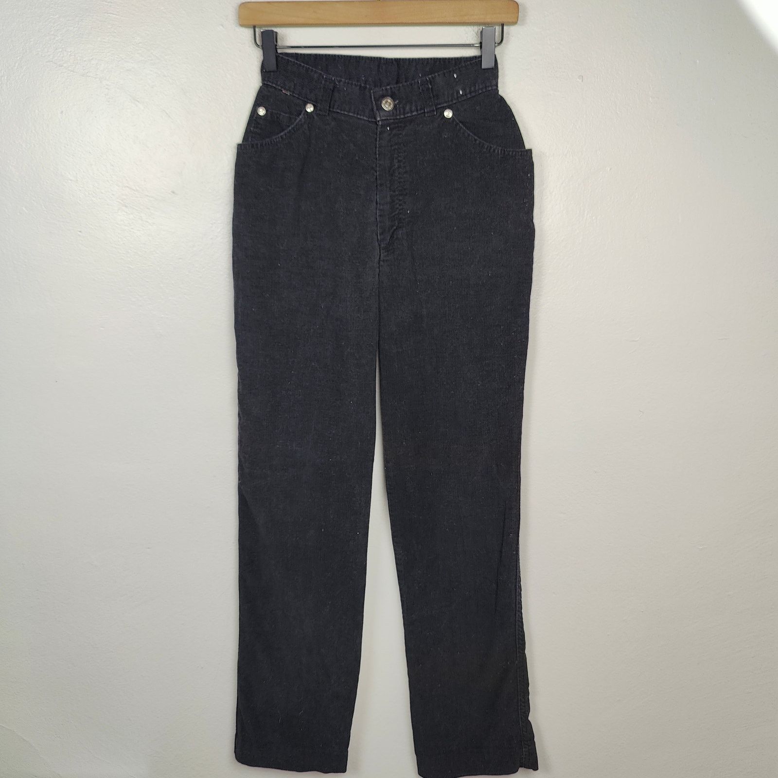 Levi's Vintage Levis Corduroy Jeans 25 Black Zip Fly High Rise Size 25" / US 0 / IT 36 - 1 Thumbnail