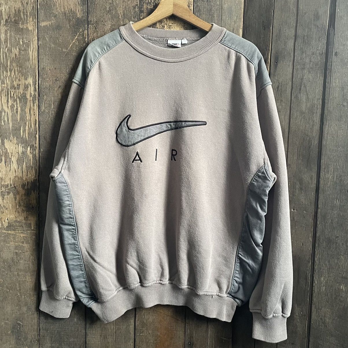 Nike Clothes Vintage Crewneck Sweatshirt Nike Vintage Nike Air Big Swooch  Crewneck Sweatshirt