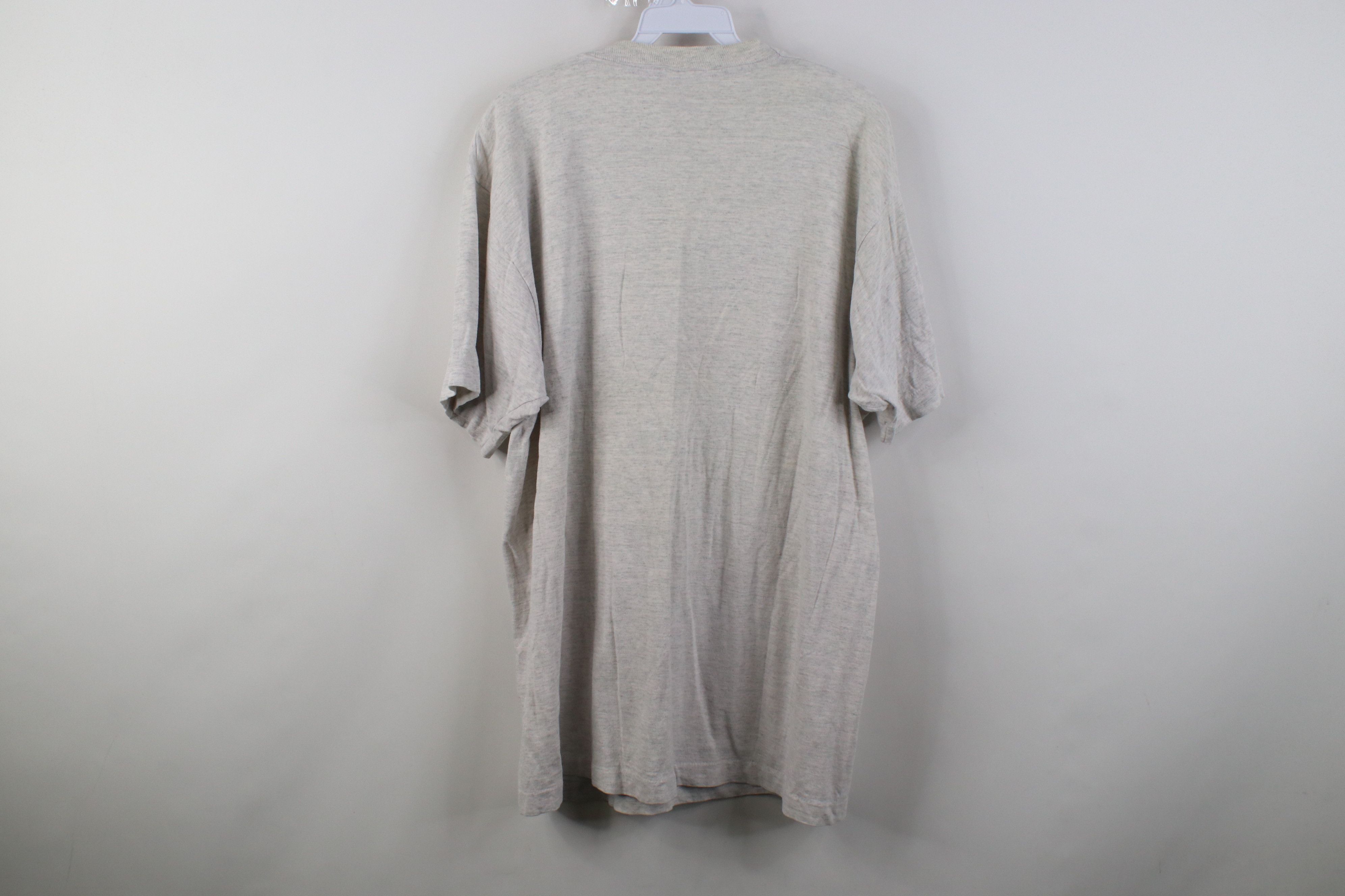 Vintage Vintage 90s Harvard University Short Sleeve T-Shirt Gray USA Size US XL / EU 56 / 4 - 8 Thumbnail