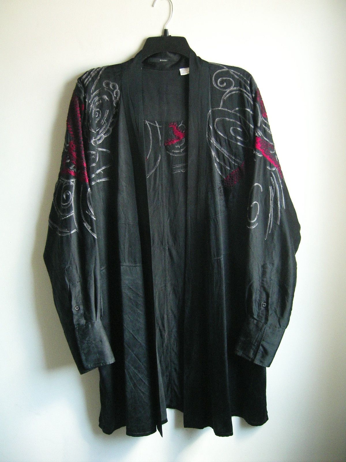Gucci SS2001 GUCCI by TOM FORD Black Dragon Print Silk Kimono Size US L / EU 52-54 / 3 - 3 Thumbnail