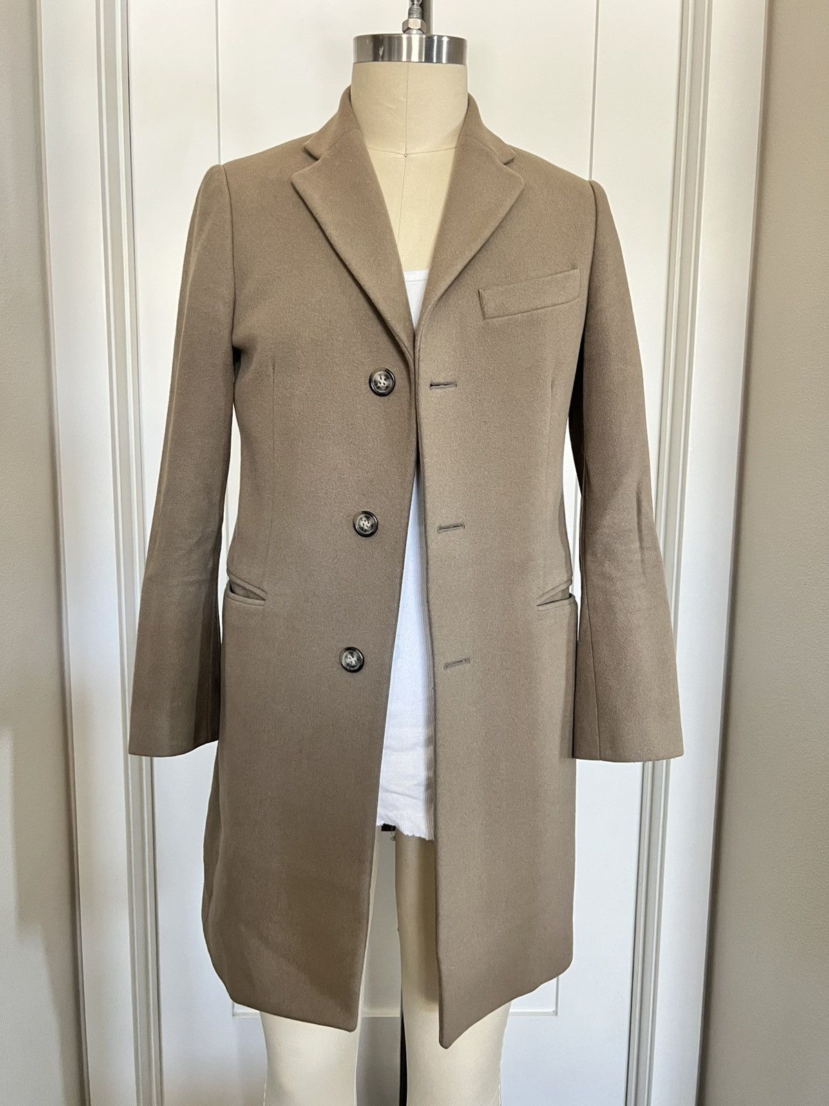 Sisley Sisley taupe overcoat made in Italy Size US S / EU 44-46 / 1 - 1 Thumbnail
